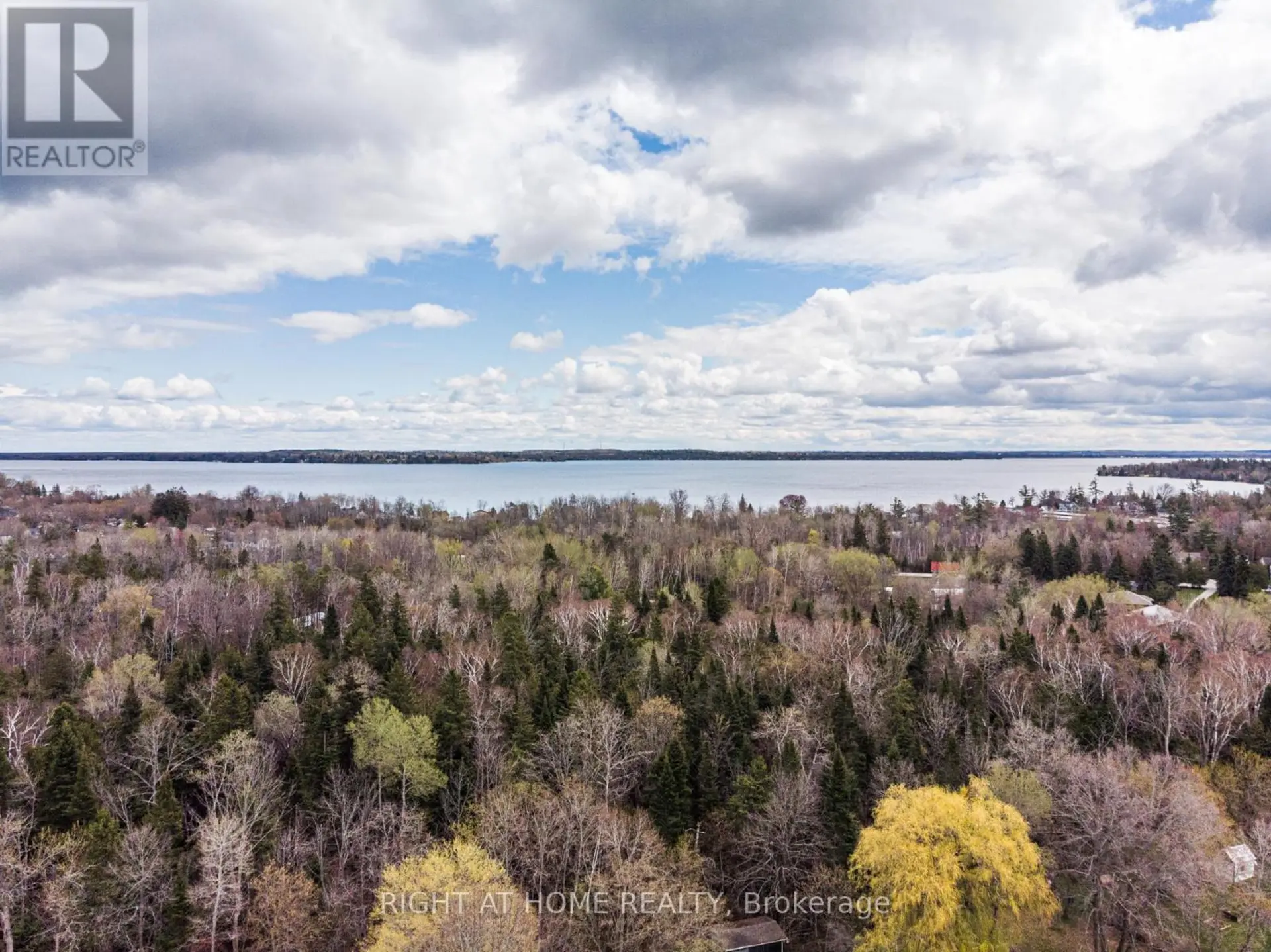 1007 FERRIER AVENUE - Image 19