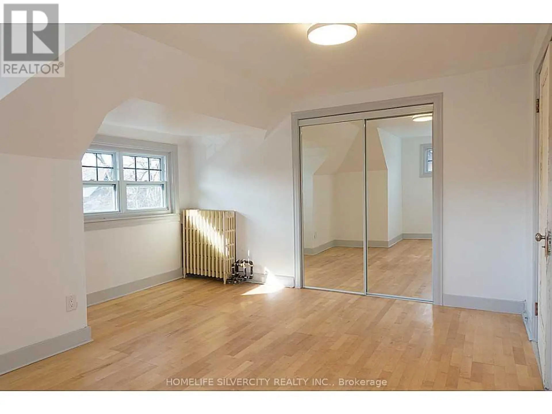 147 HOLTON AVENUE S - Image 10