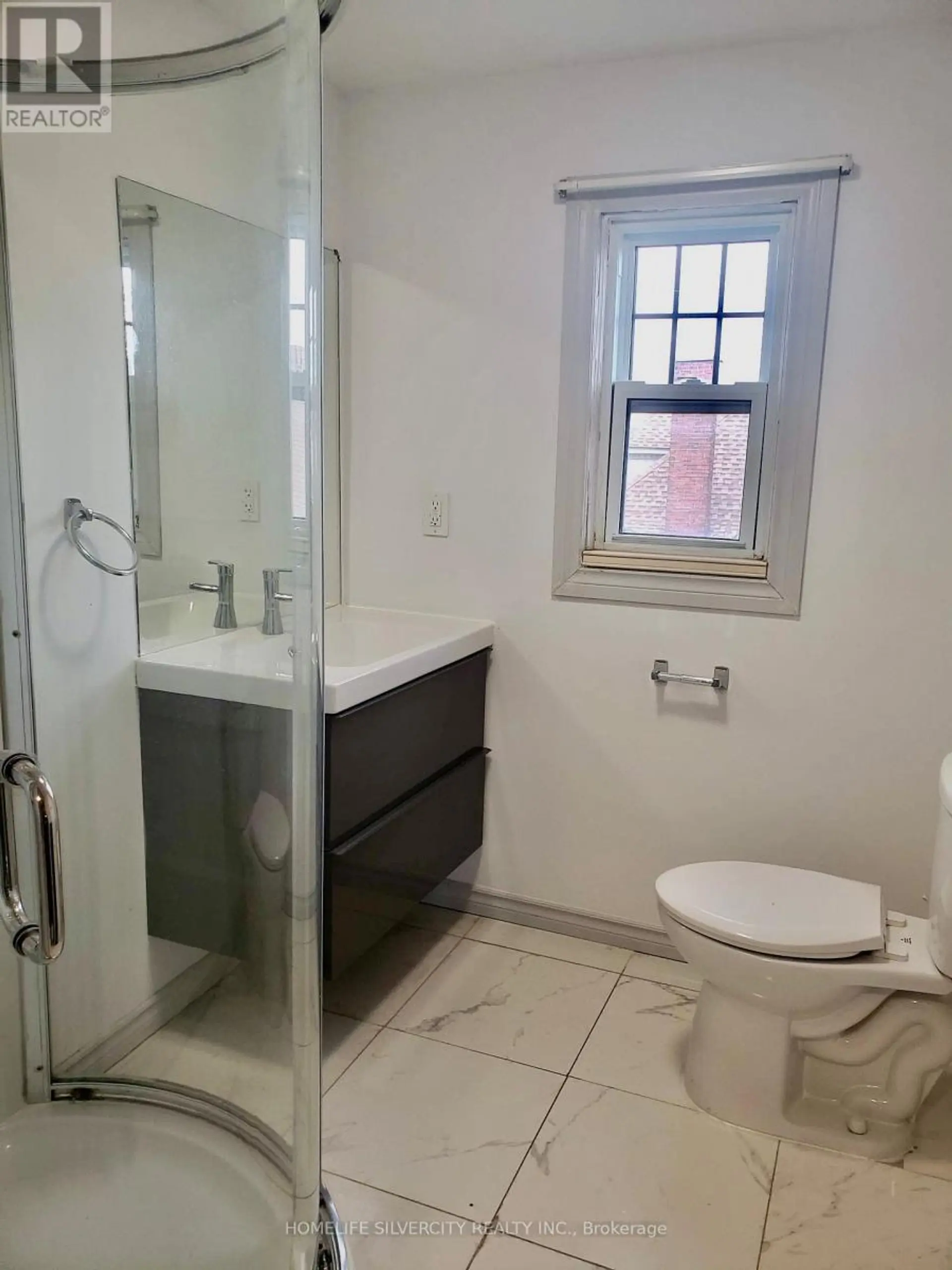 147 HOLTON AVENUE S - Image 13