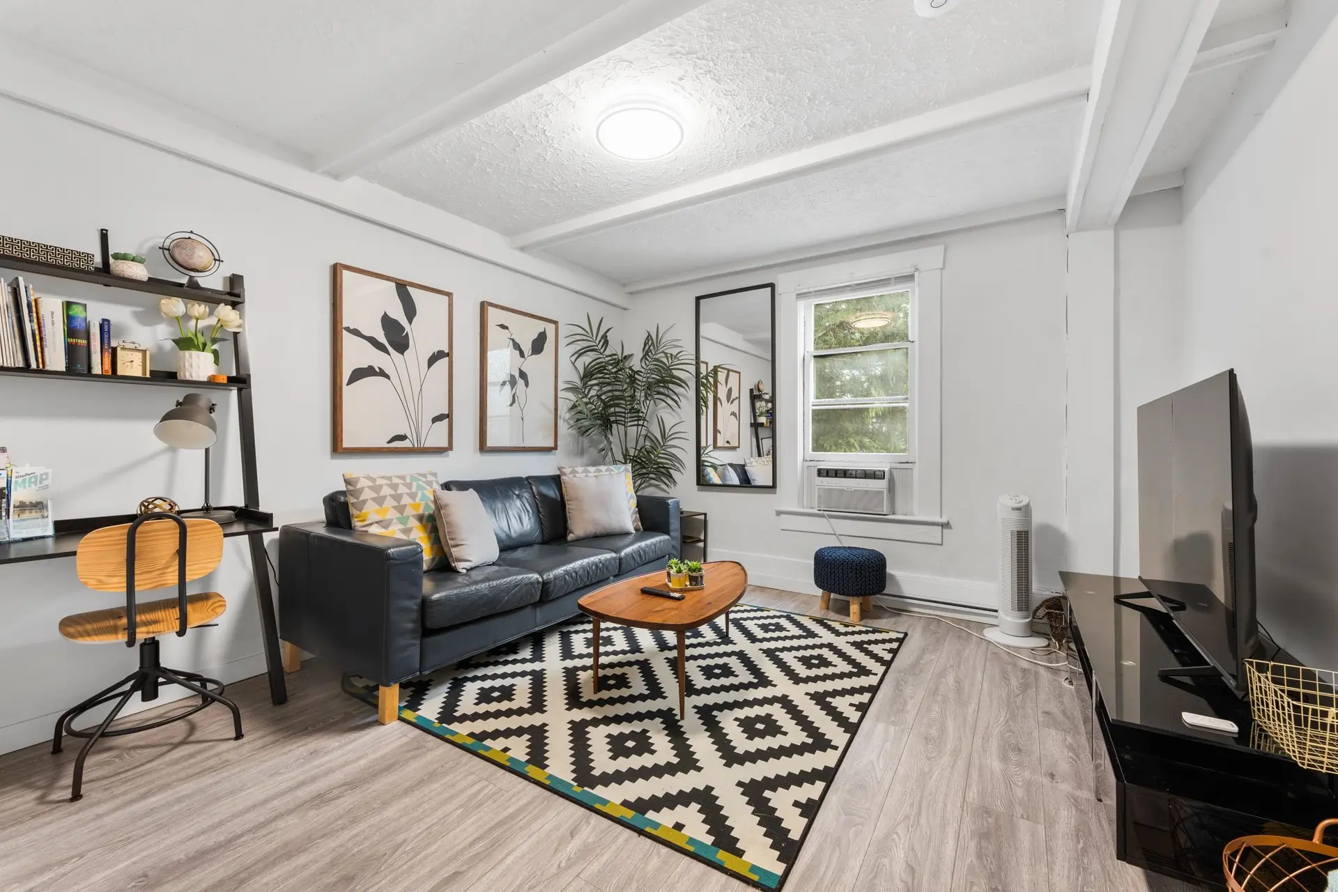 Property at 136 W 12th Avenue, Vancouver, BC