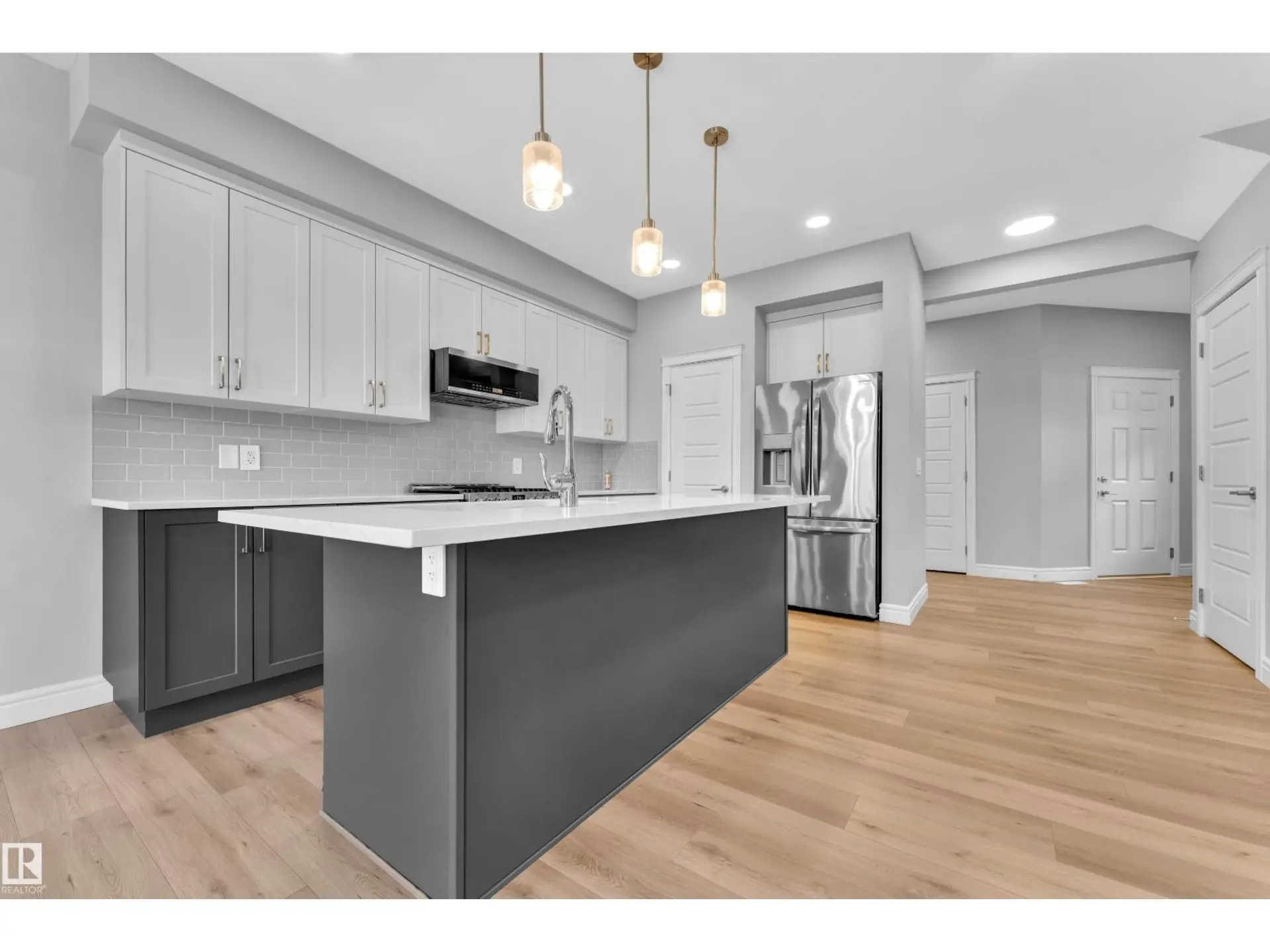 16222 19 AV SW SW - Image 6