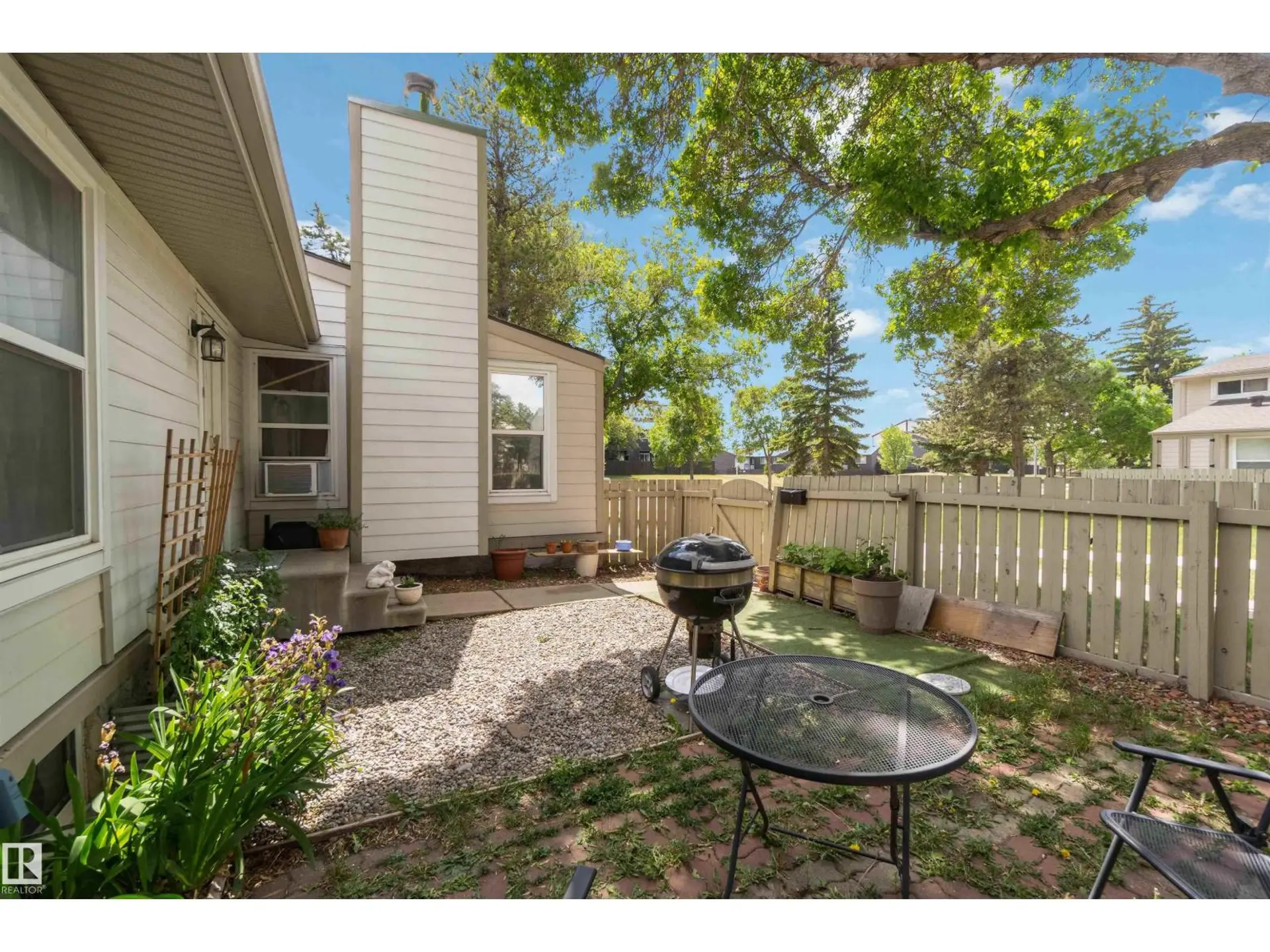 7026 Millwoods RD NW - Image 18