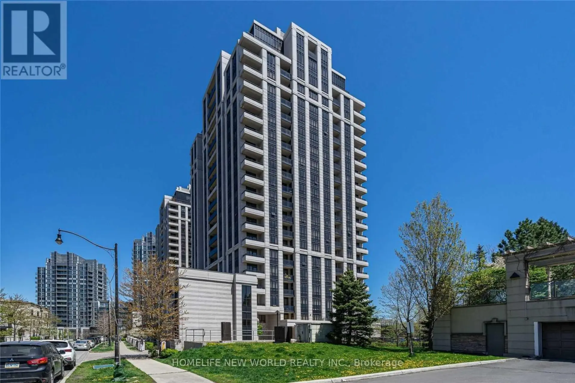 #1815 100 HARRISON GARDEN BOULEVARD - Image 1