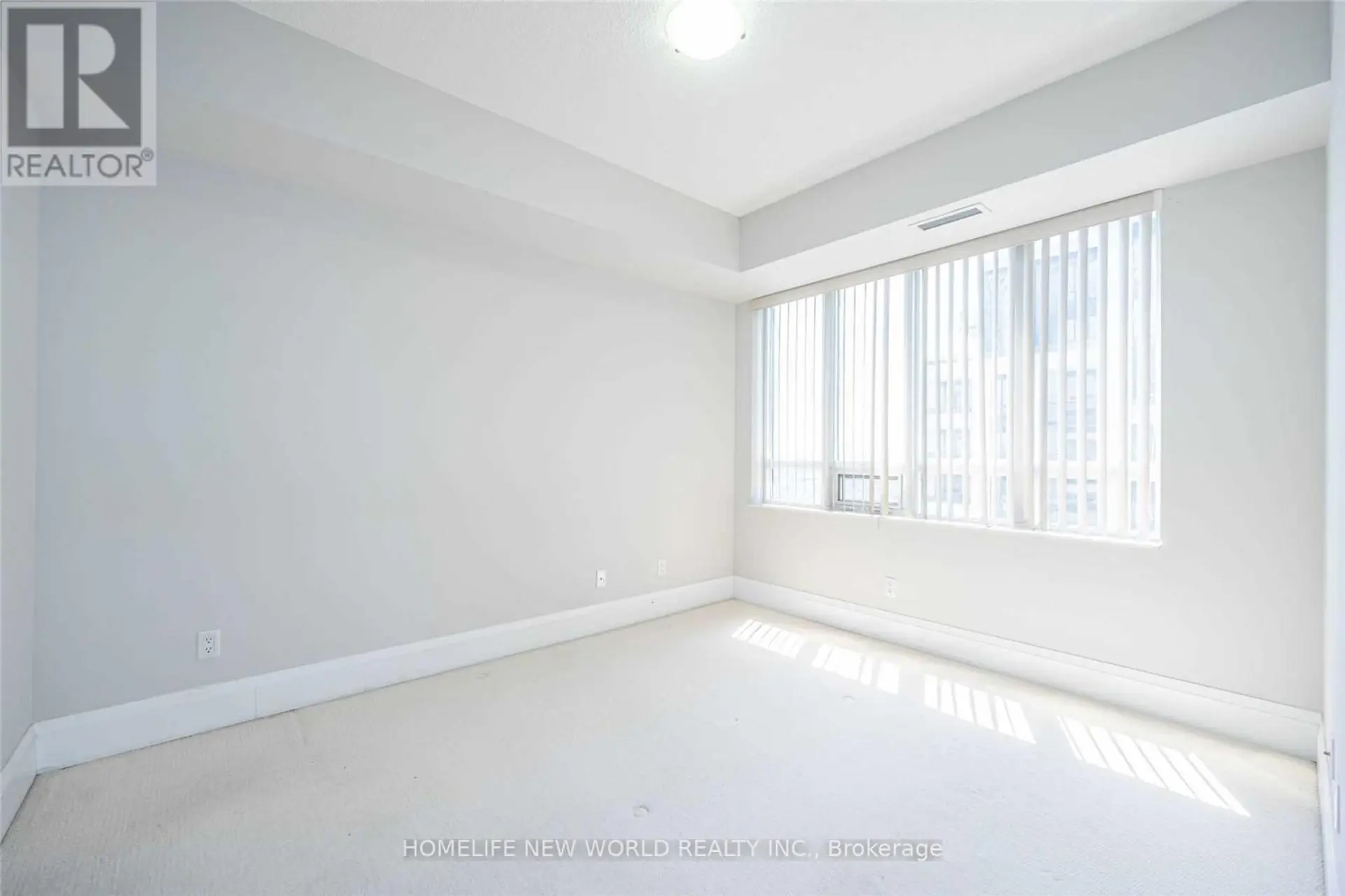 #1815 100 HARRISON GARDEN BOULEVARD - Image 10