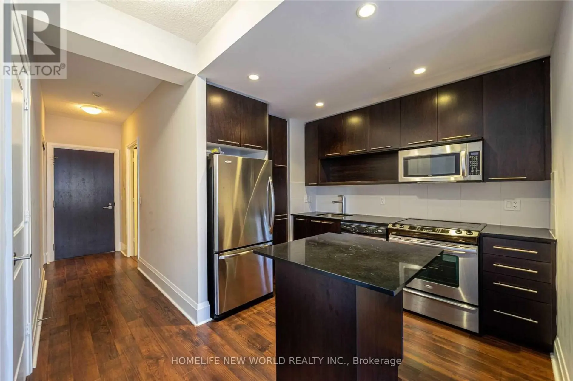 #1815 100 HARRISON GARDEN BOULEVARD - Image 3