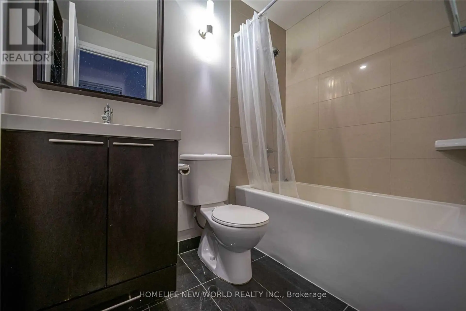 #1815 100 HARRISON GARDEN BOULEVARD - Image 7