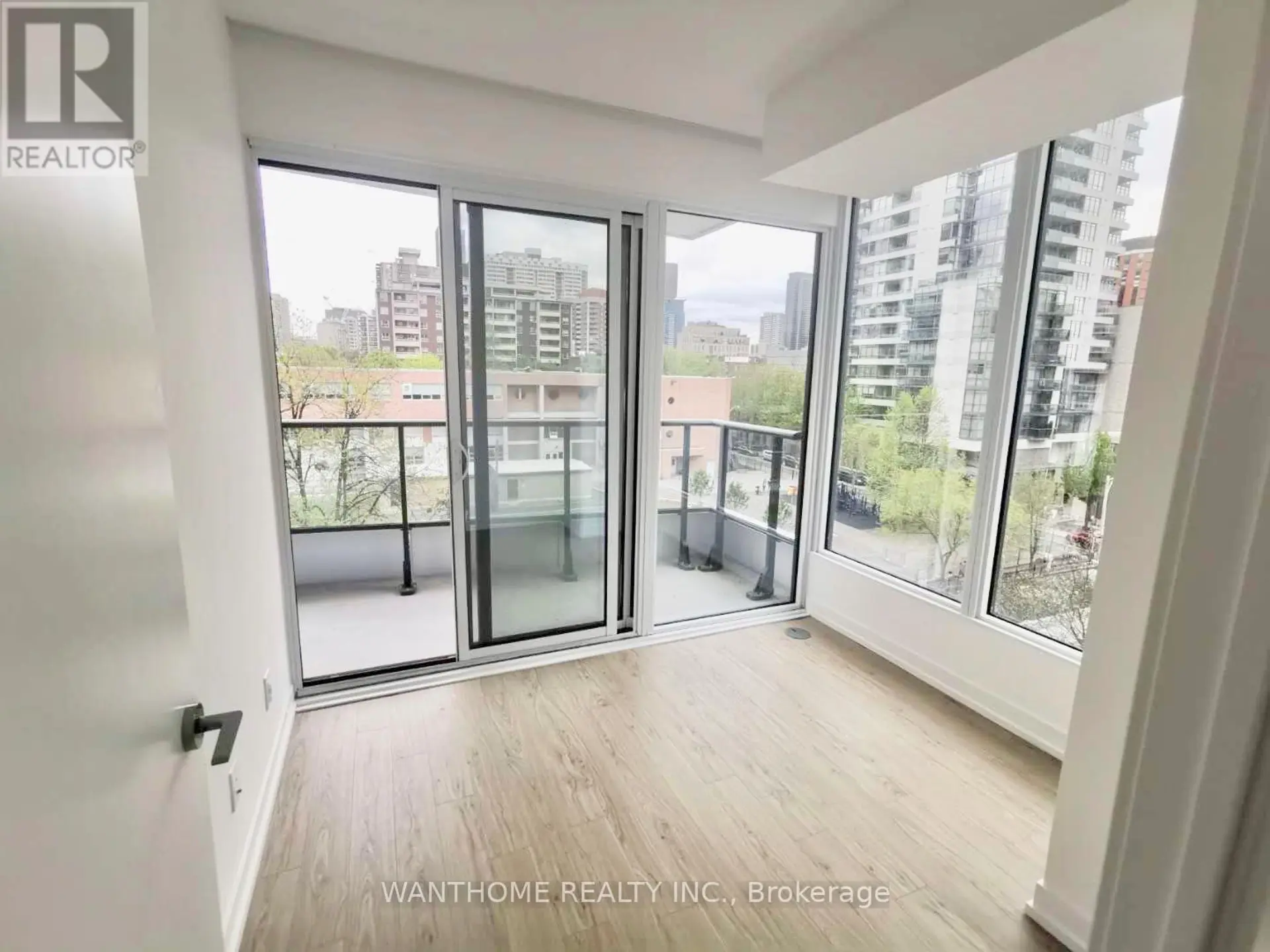 #620 85 WOOD STREET - Image 7