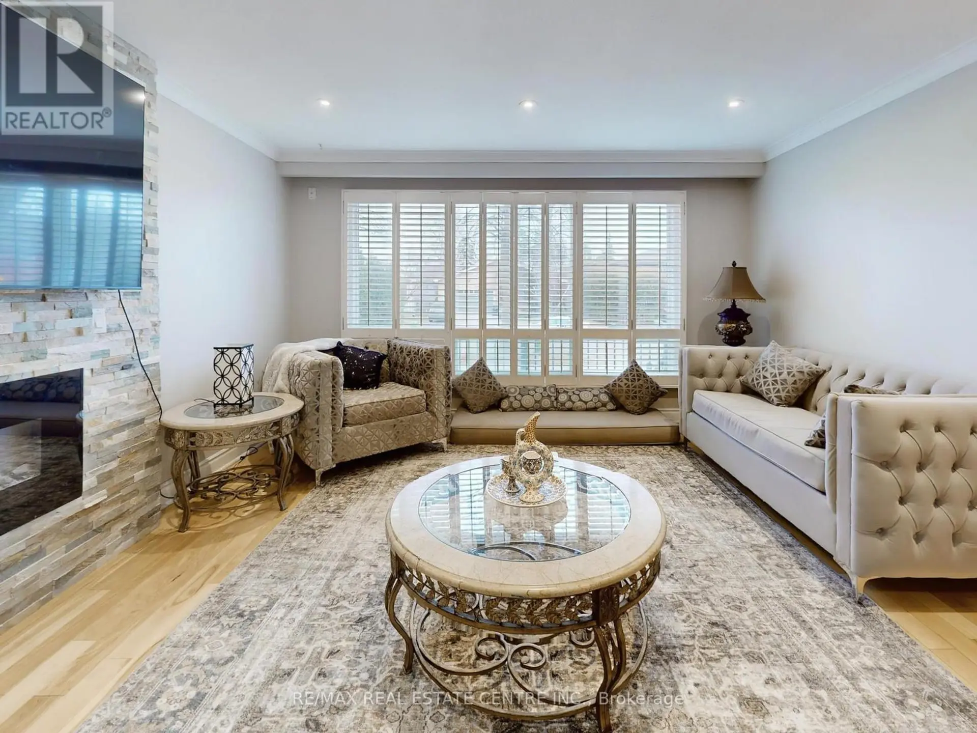 9 FAIRCHILD AVENUE - Image 2