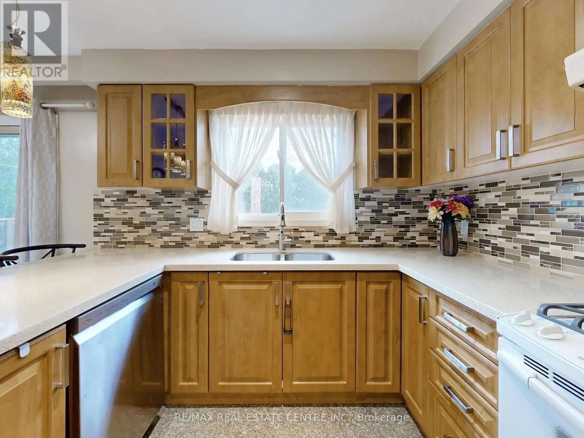 9 FAIRCHILD AVENUE - Image 5