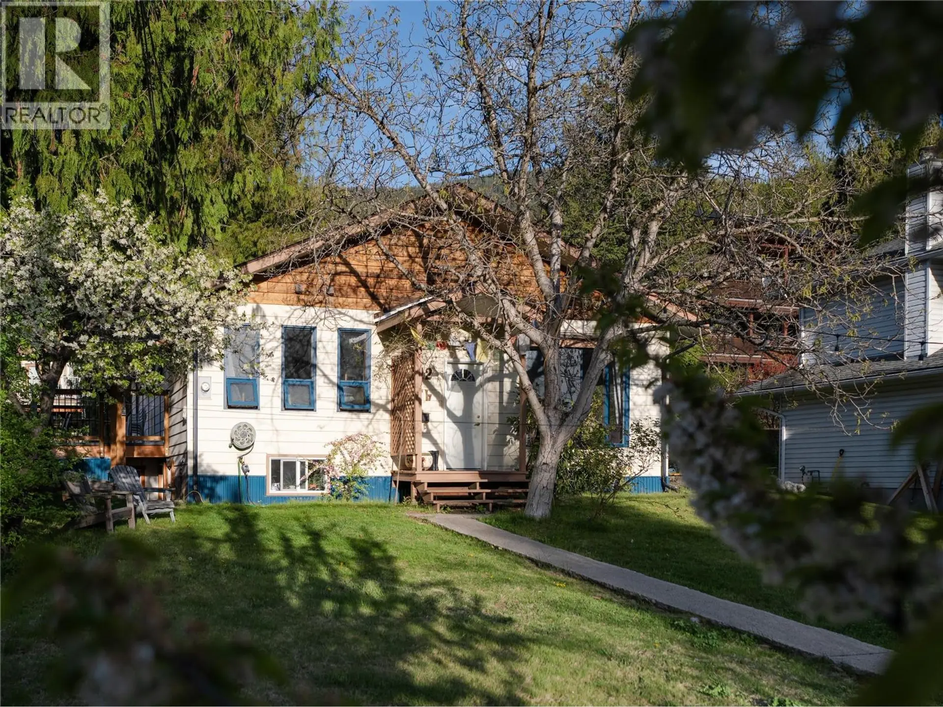 Property at 712 Ninth Street, Nelson, BC