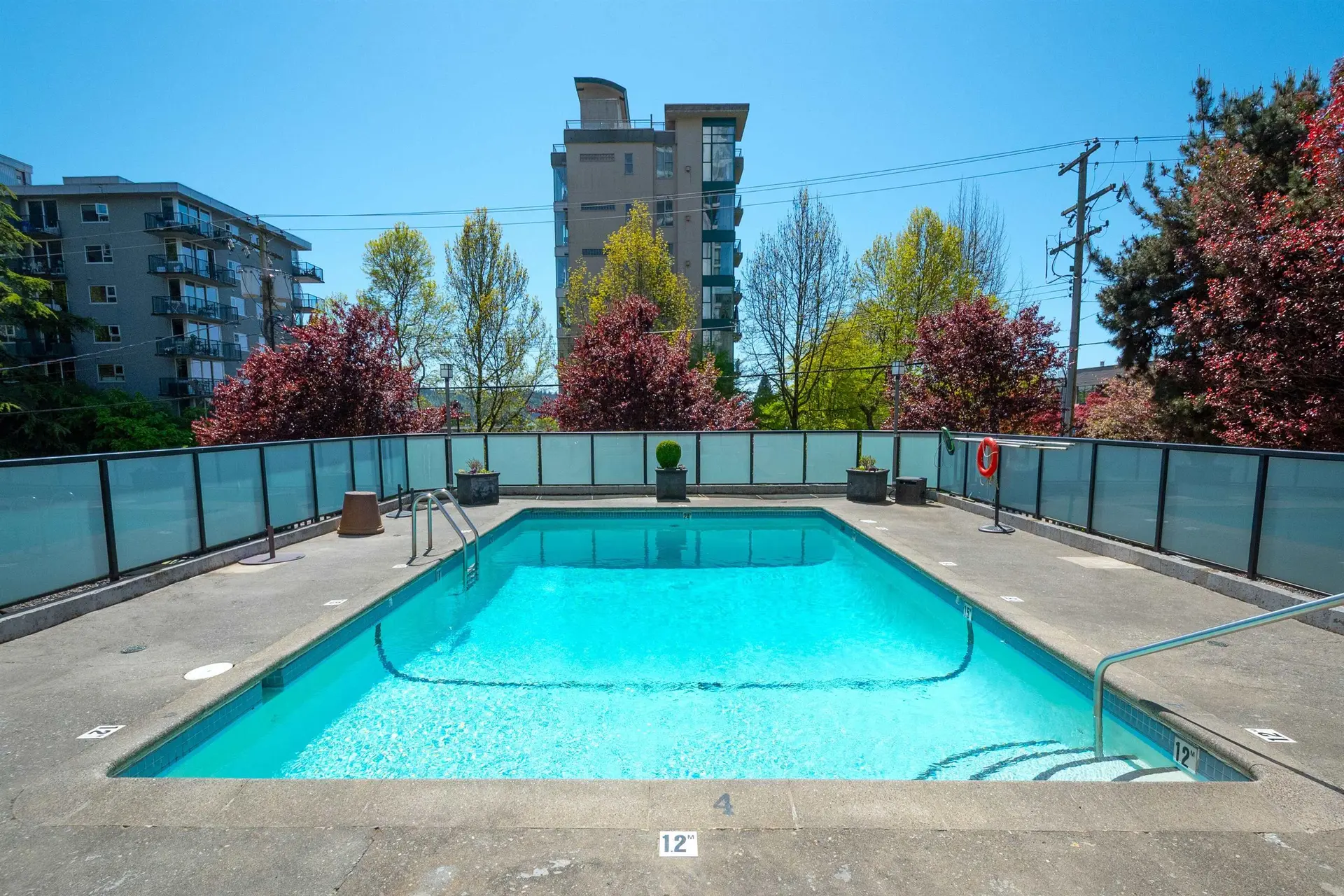 #204 650 16th Street - Image 19
