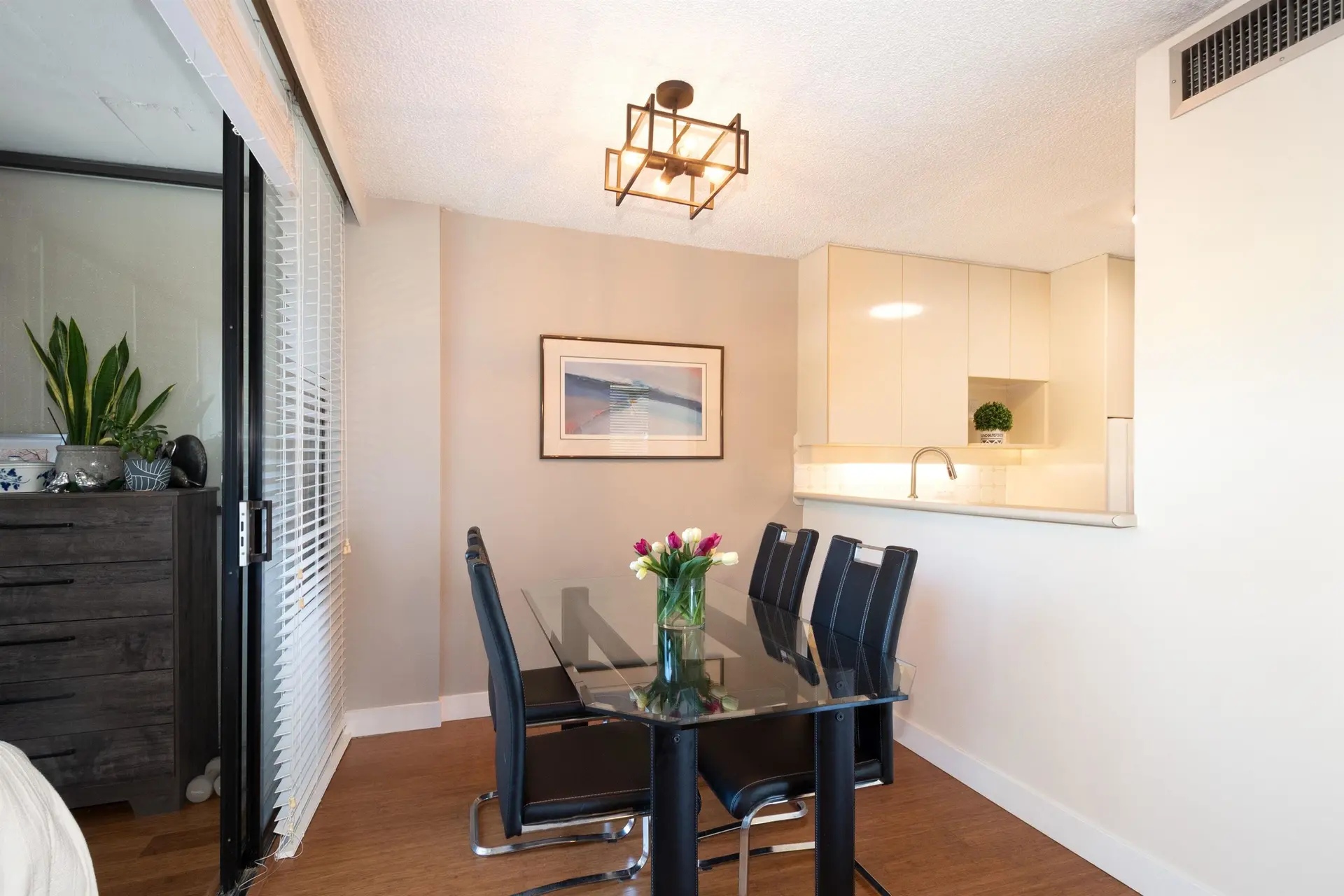 #204 650 16th Street - Image 11