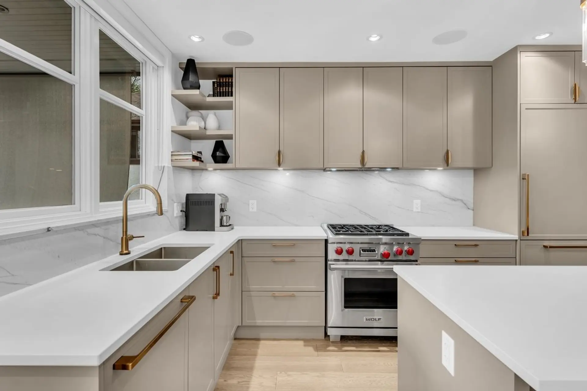 1986 W 11th Avenue - Image 2