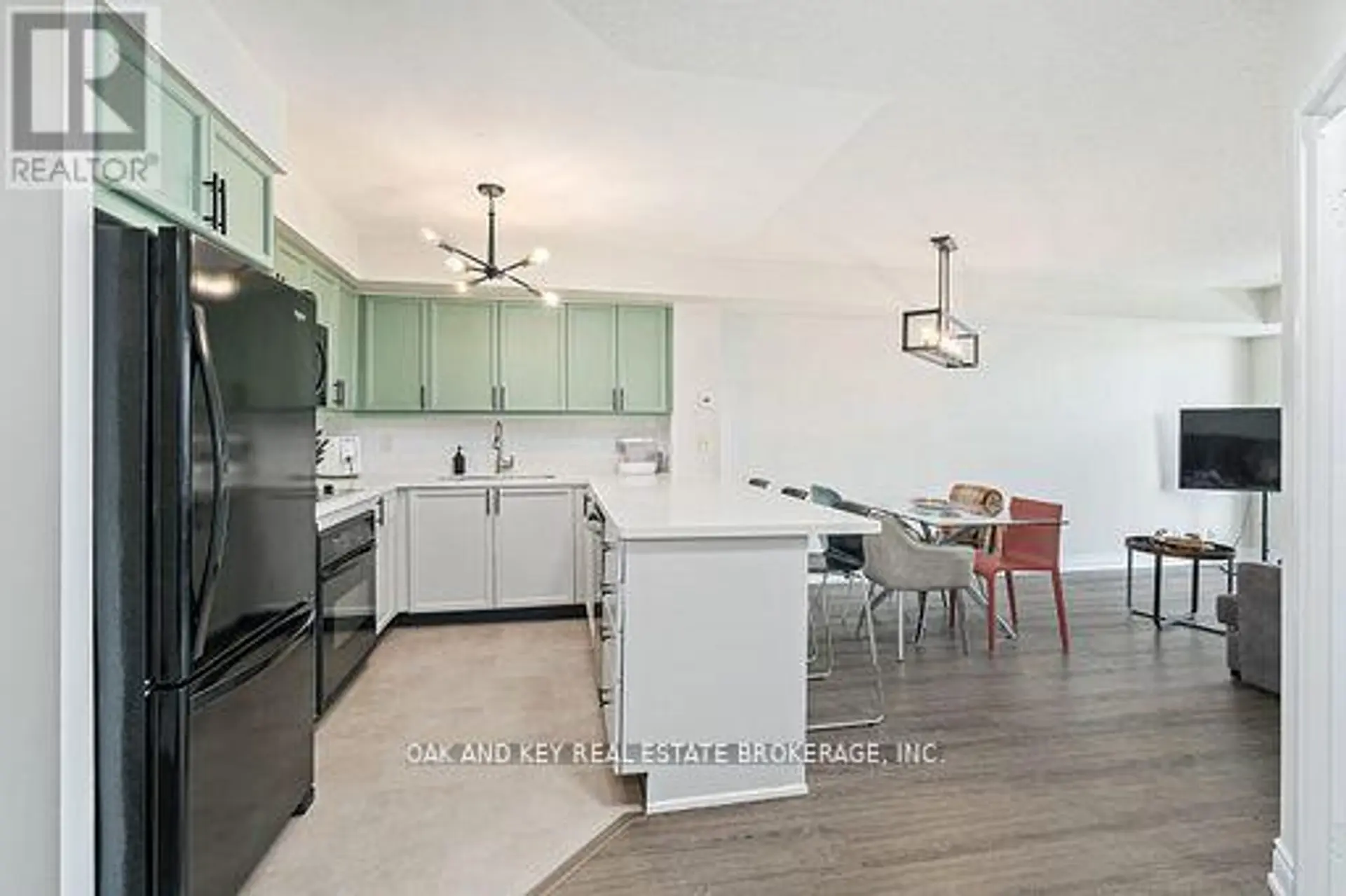 #613 245 DAVISVILLE AVENUE - Image 11
