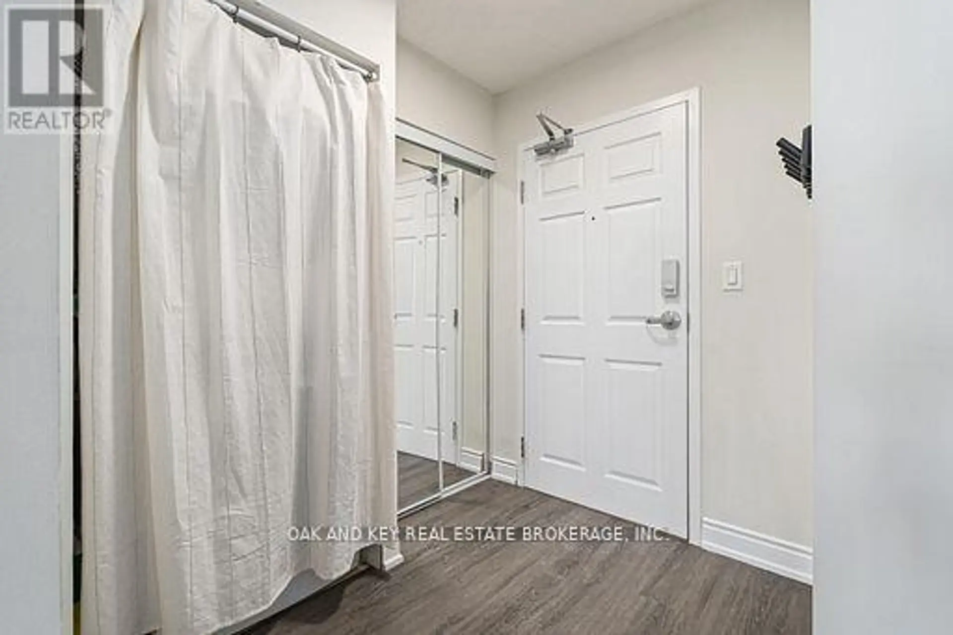 #613 245 DAVISVILLE AVENUE - Image 12