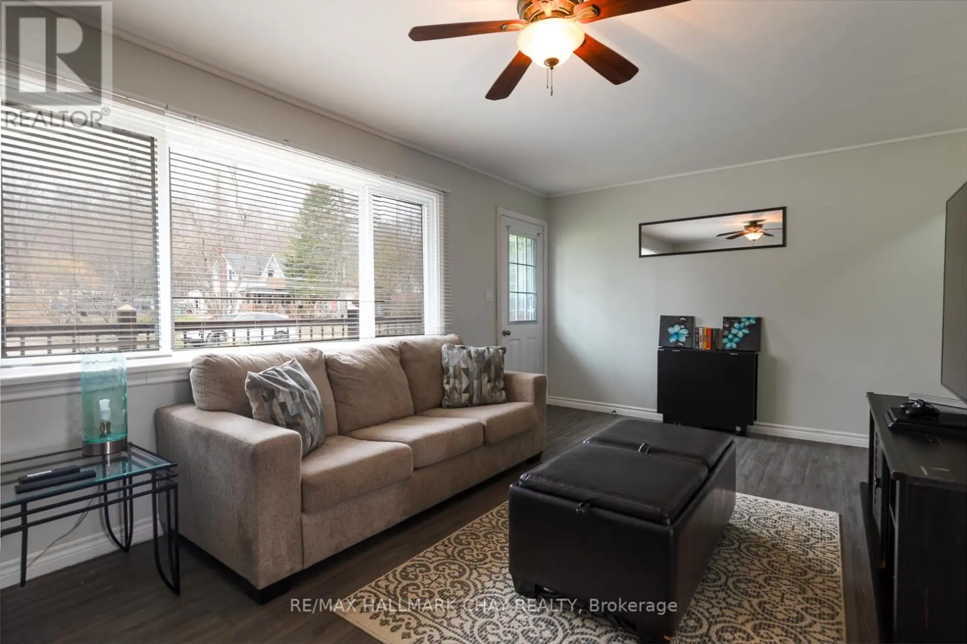 6 DICKSON STREET - Image 7