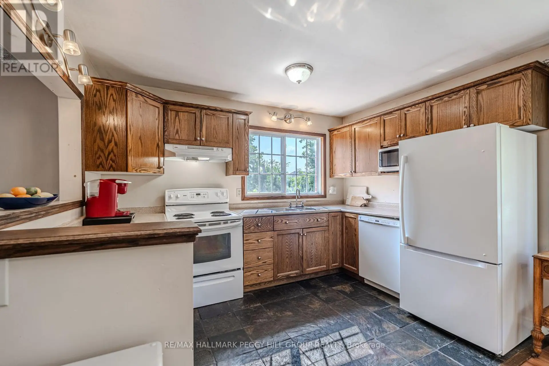 250 SUNNYBRAE AVENUE - Image 4