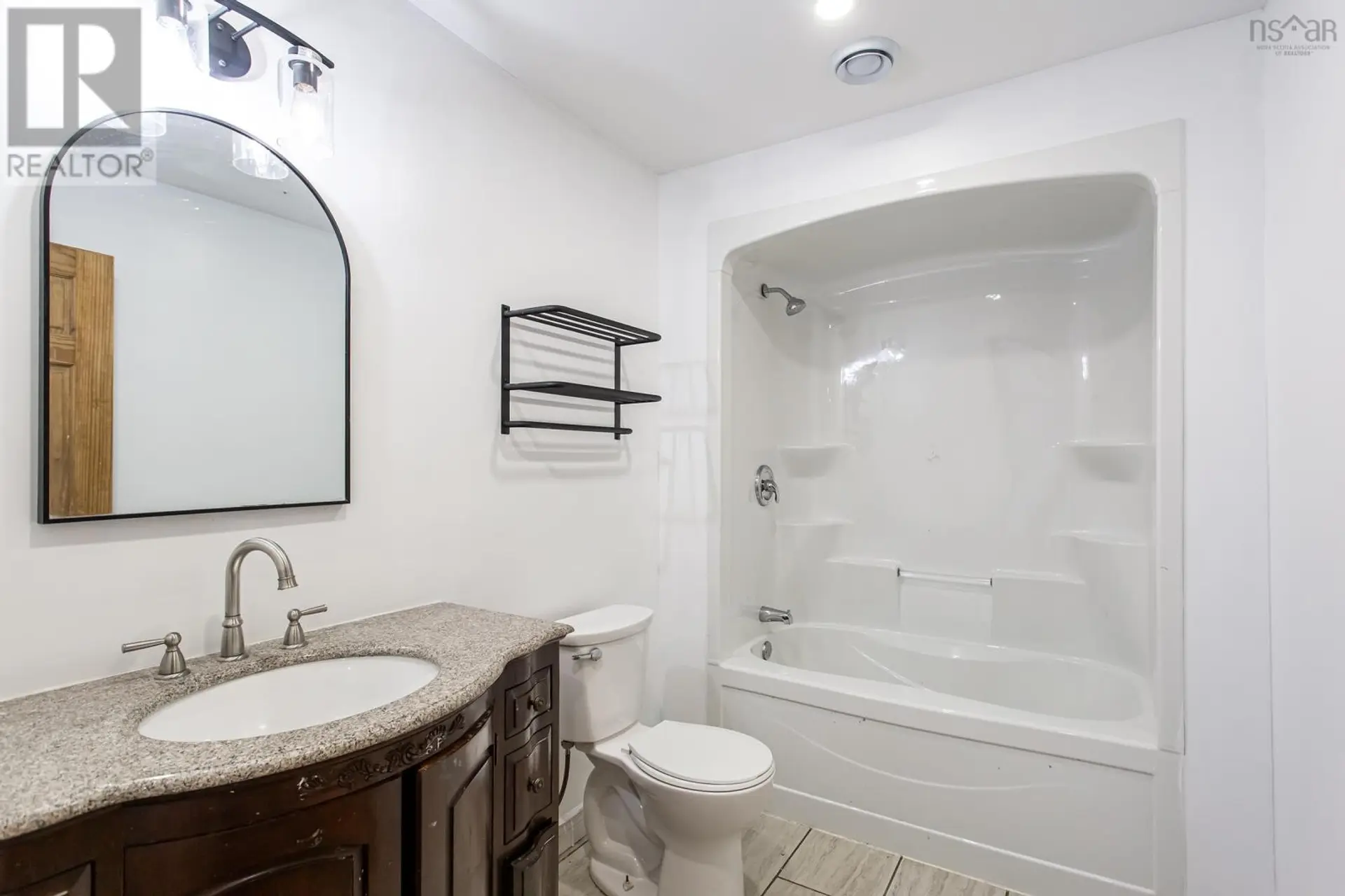 238 Crocker Road - Image 17