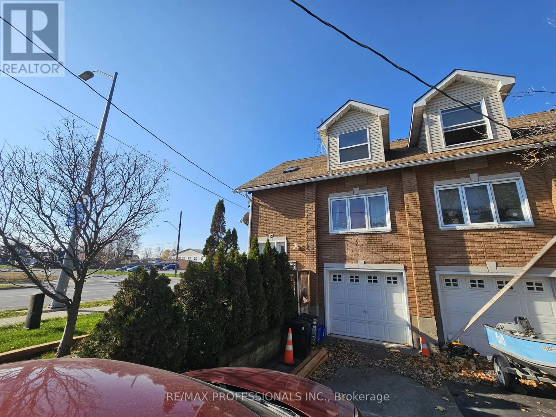 12 ERIE STREET - Image 3
