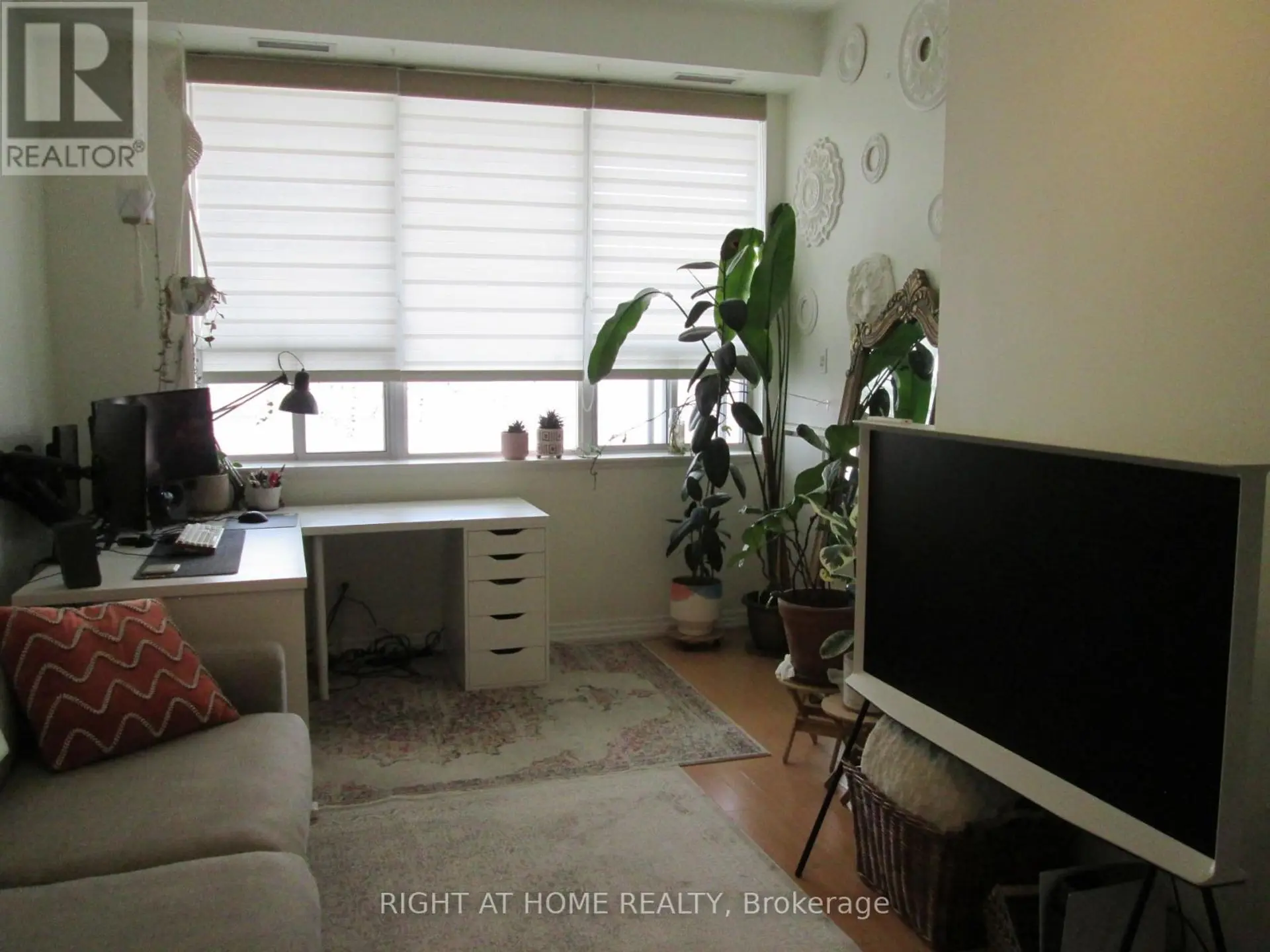#206 797 DON MILLS ROAD - Image 4