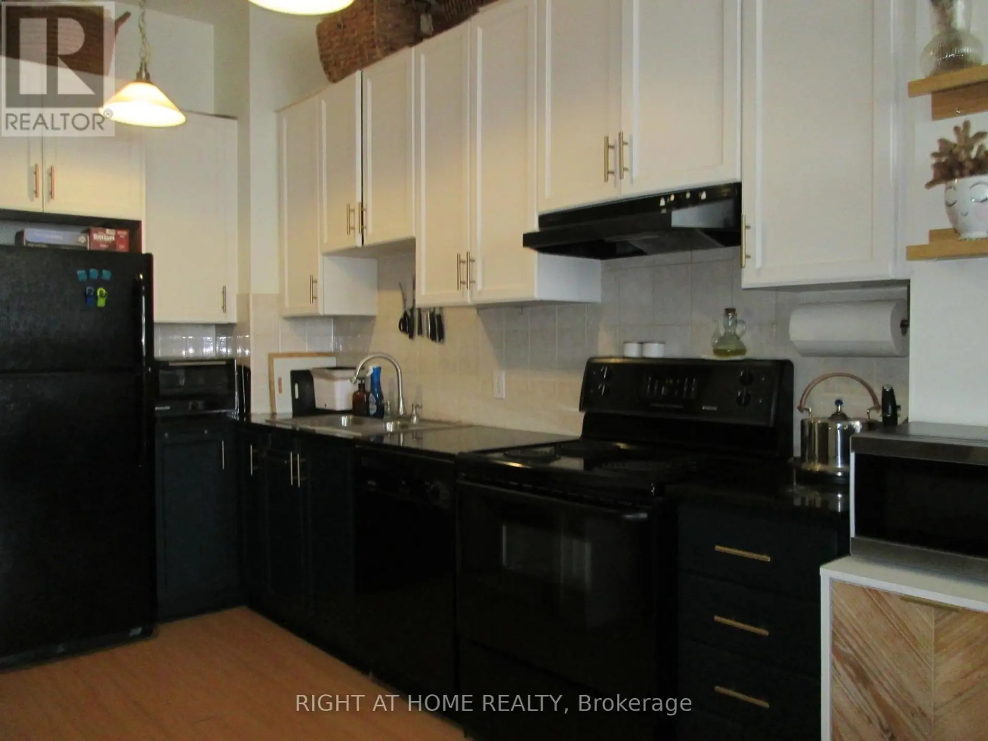 #206 797 DON MILLS ROAD - Image 5