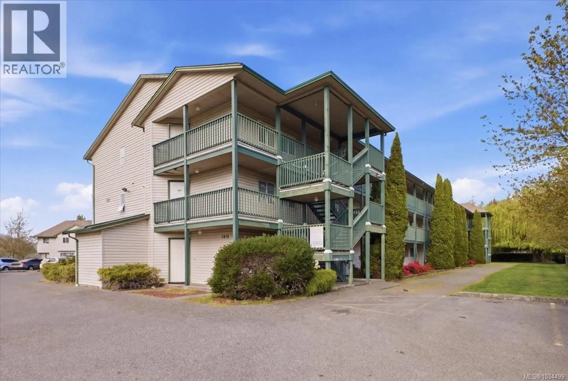 Property at #208 1912 Bowen Rd, Nanaimo, BC