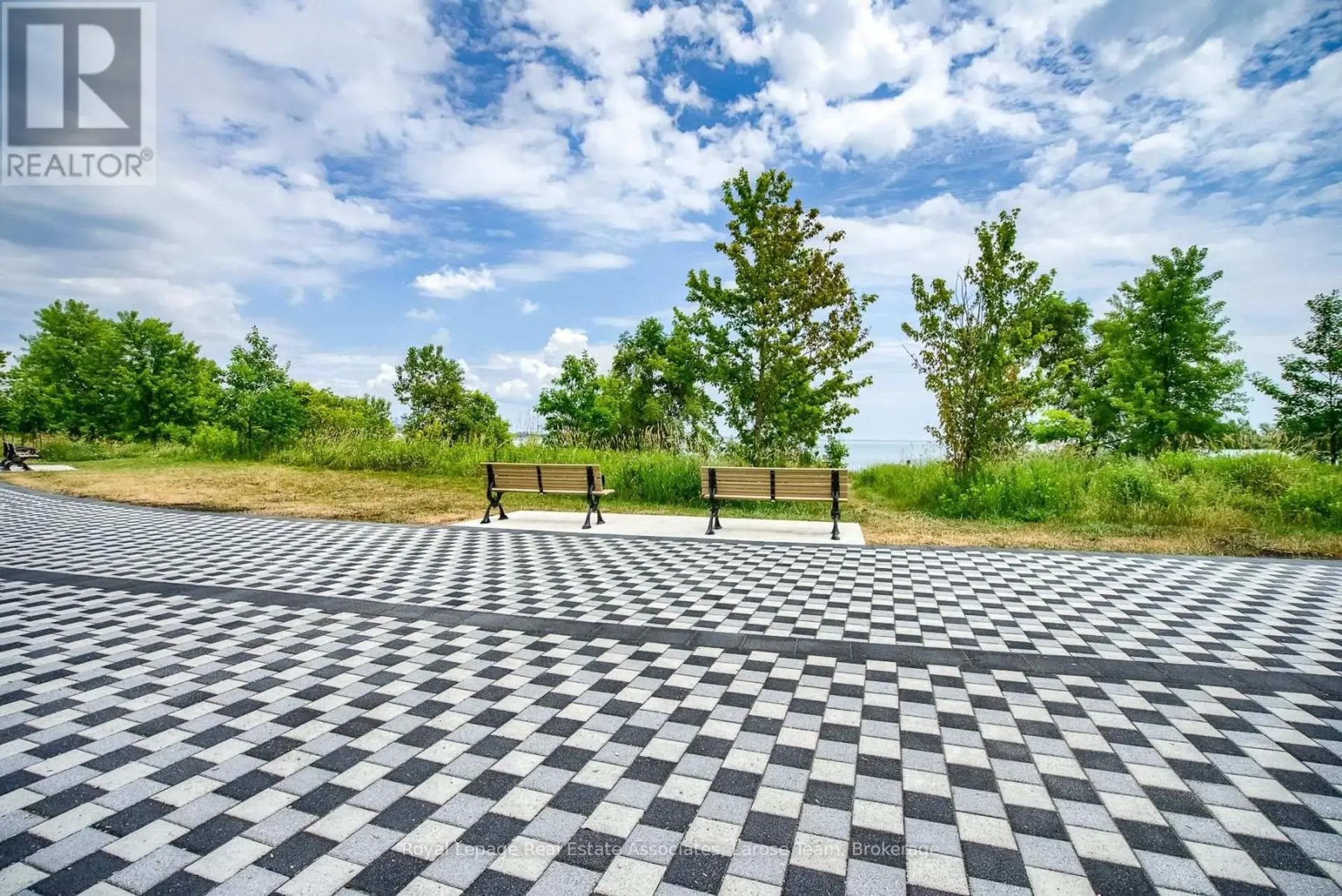 #1607 3 MARINE PARADE DRIVE - Image 15