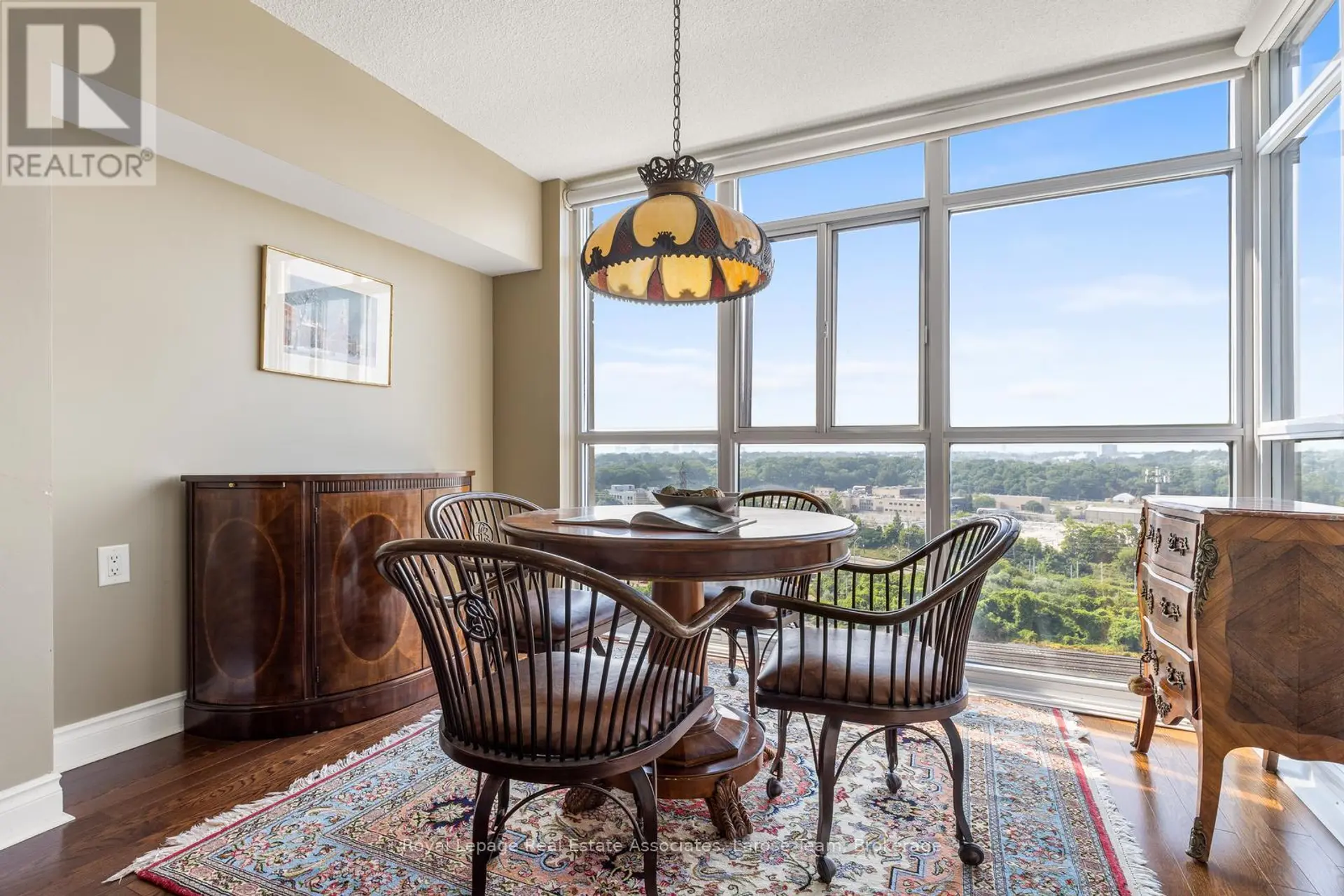 #1607 3 MARINE PARADE DRIVE - Image 4