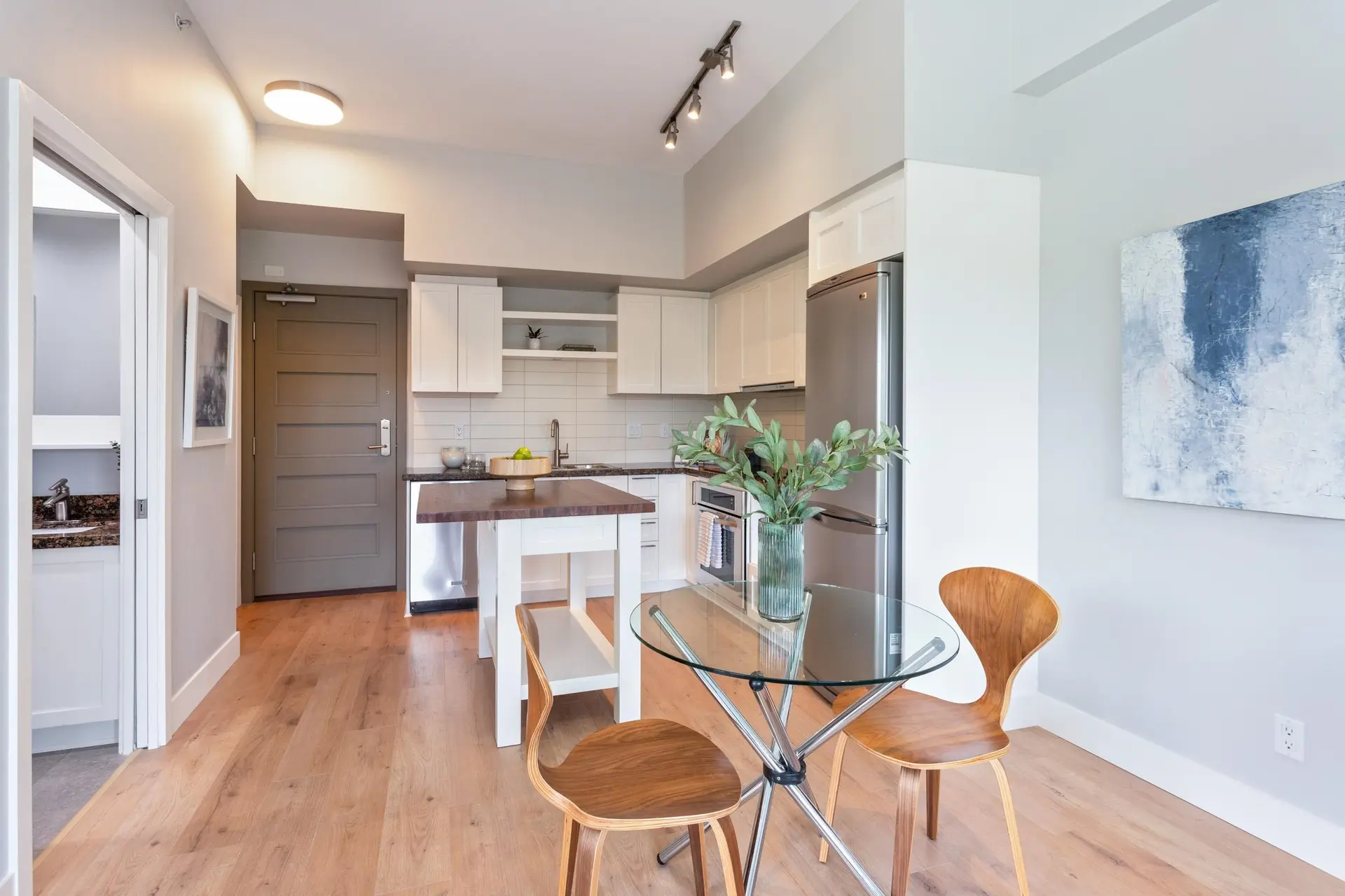#207 2288 W Broadway - Image 7