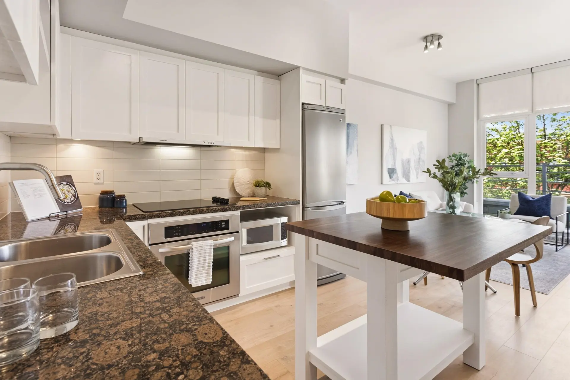#207 2288 W Broadway - Image 9