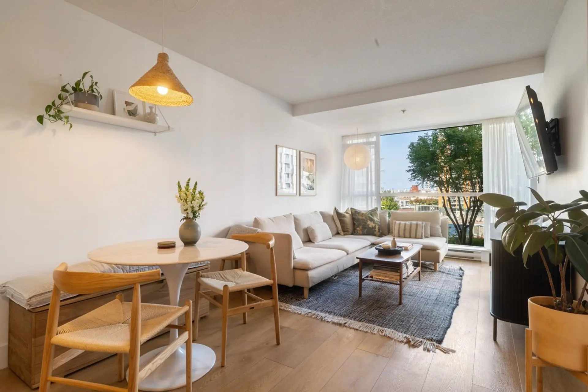 Property at #404 2770 Sophia Street, Vancouver, BC