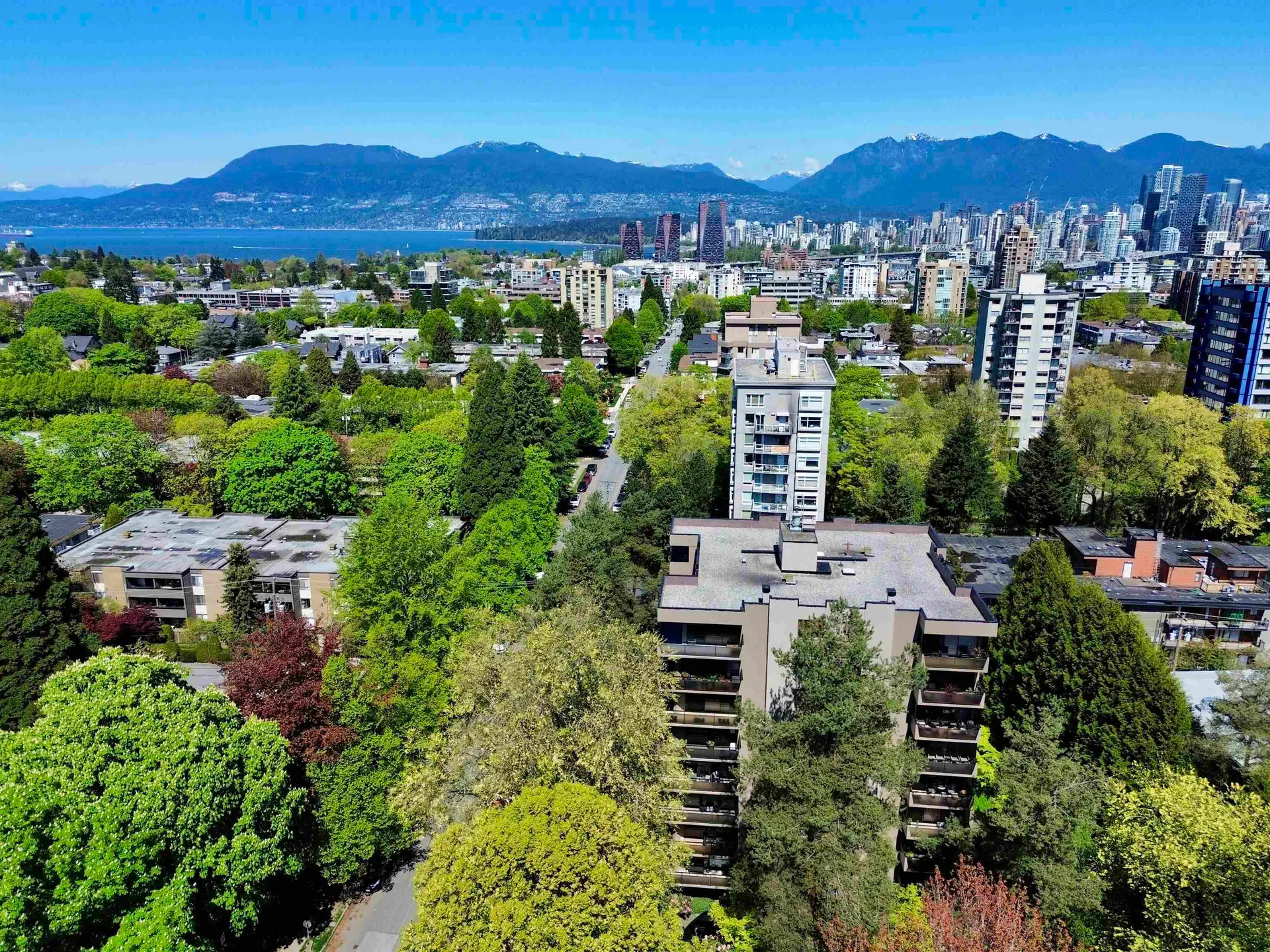 Property at #900 1685 W 14th Avenue, Vancouver, BC
