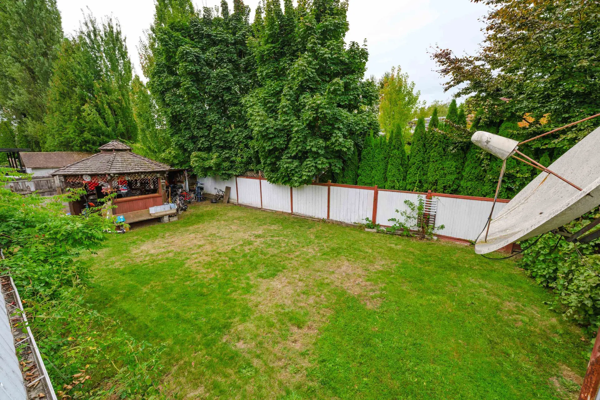 9253 137a Street - Image 10