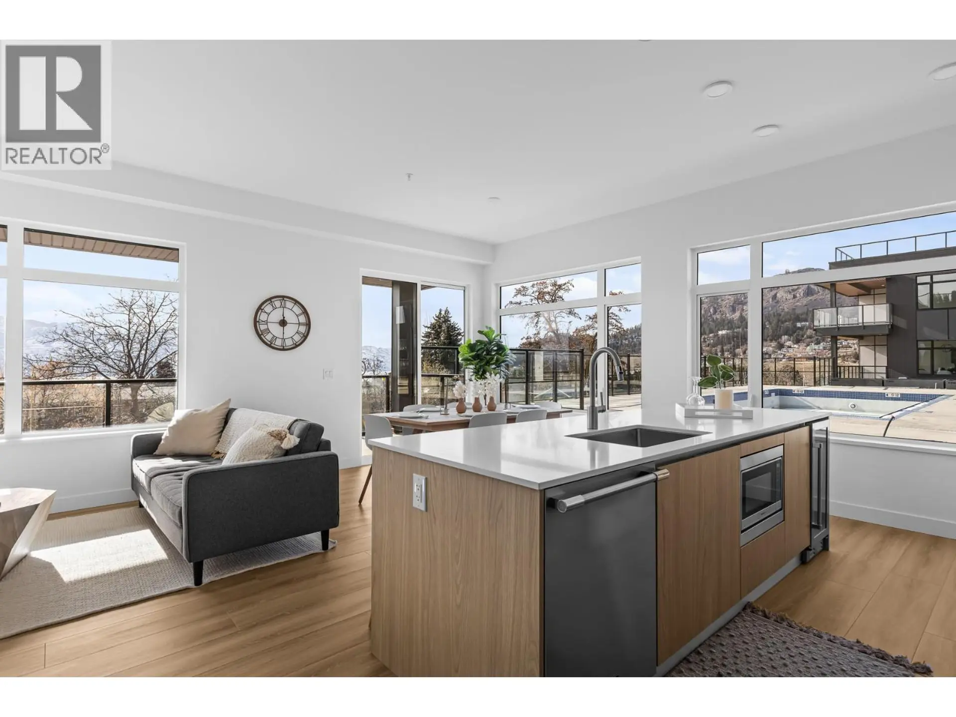 #105 2780 Olalla Road - Image 2