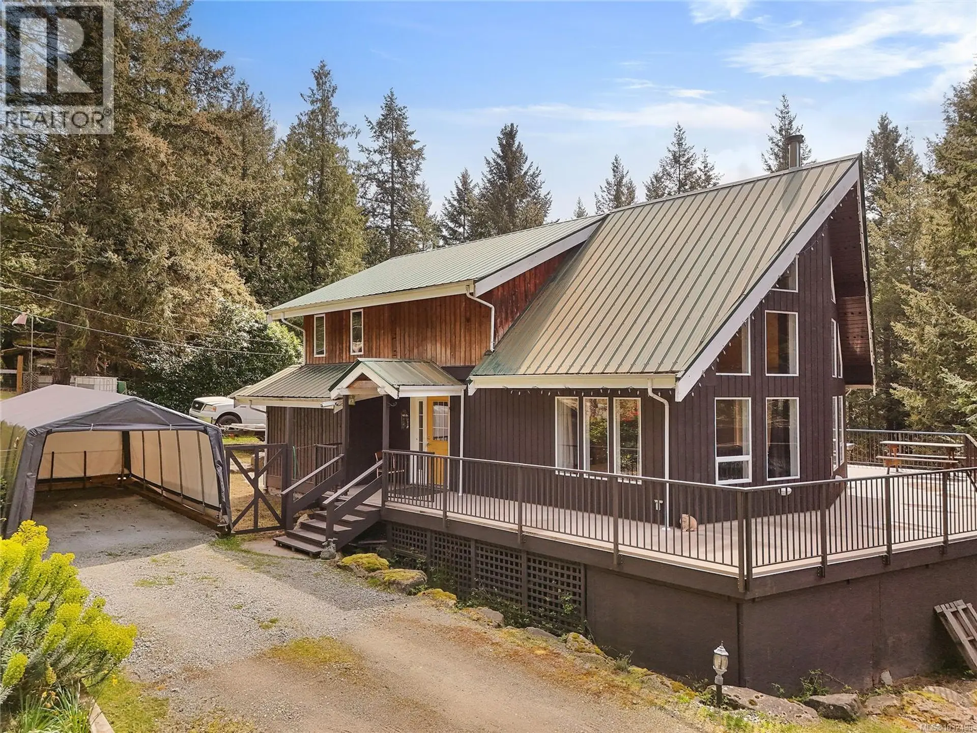 Property at 412 Wood Dale Dr, Mayne Island, BC