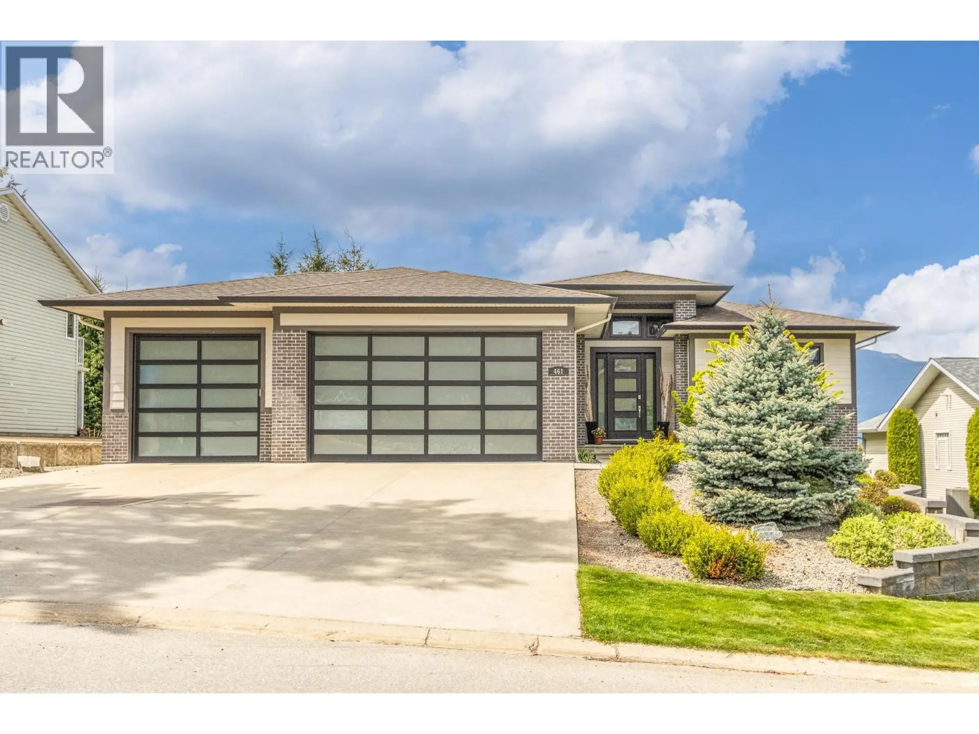 Property at 461 21 Street SE, Salmon Arm, BC