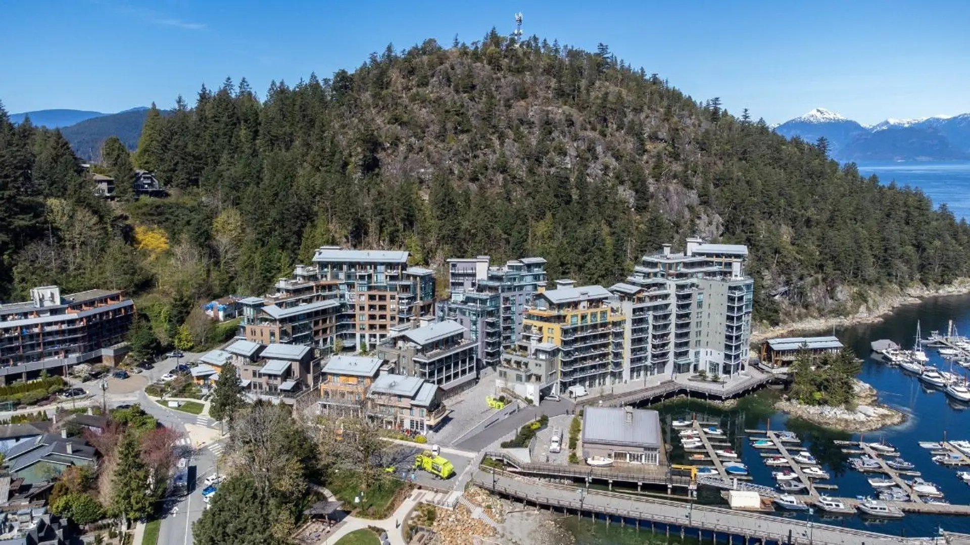 Property at #406 6707 Nelson Avenue, West Vancouver, BC