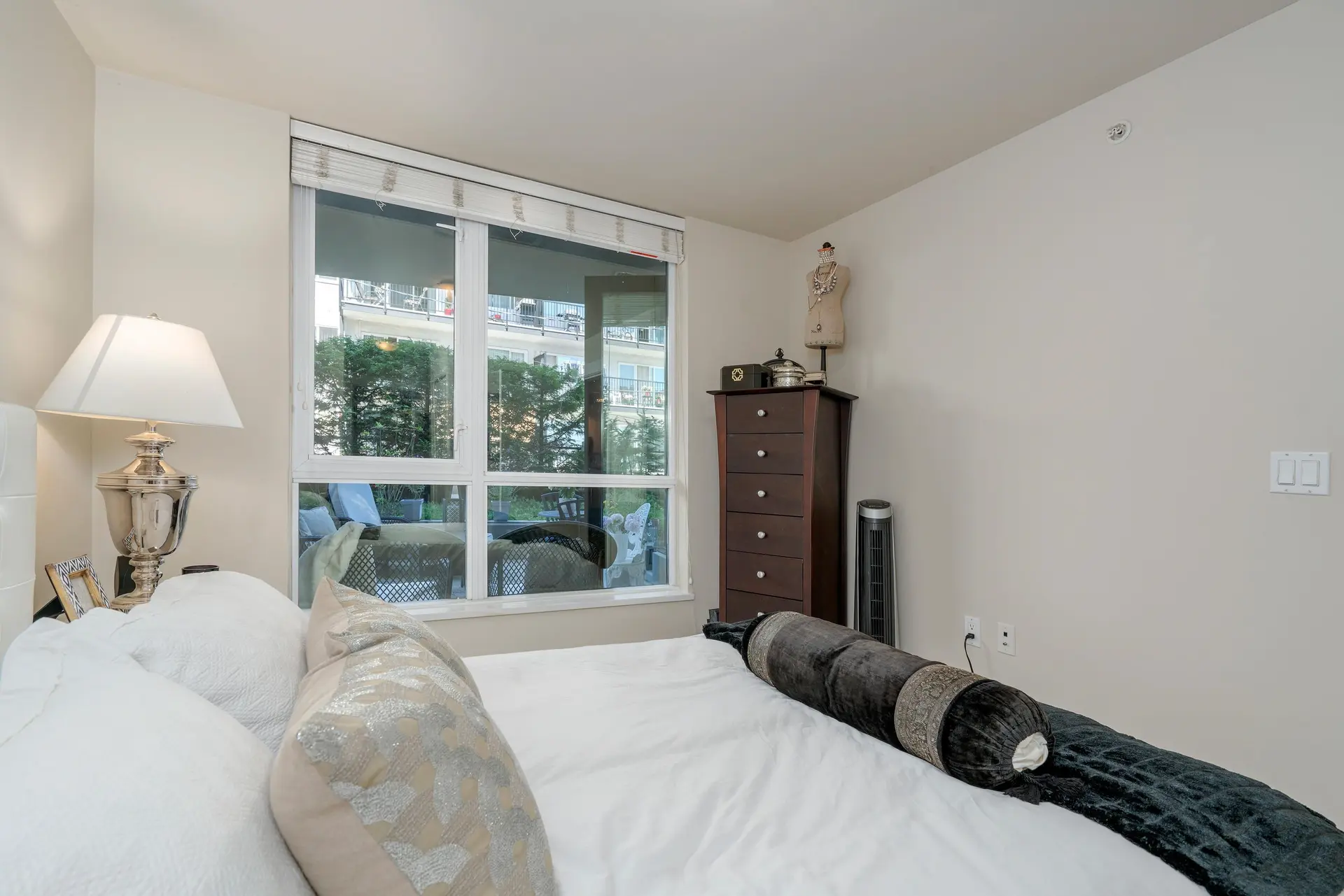 #302 160 W 3rd Street - Image 11