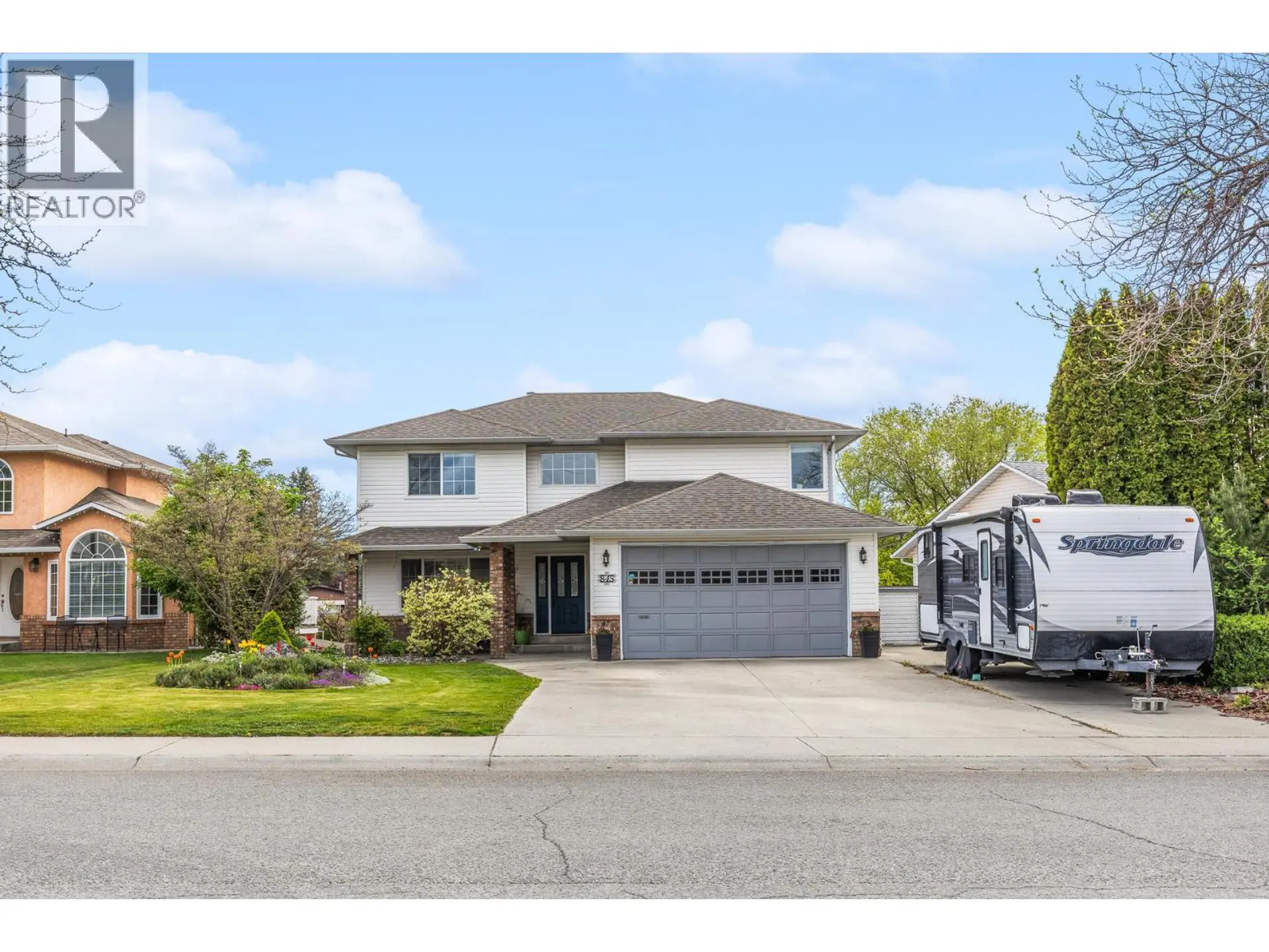 Property at 845 Hollydell Road, Kelowna, BC