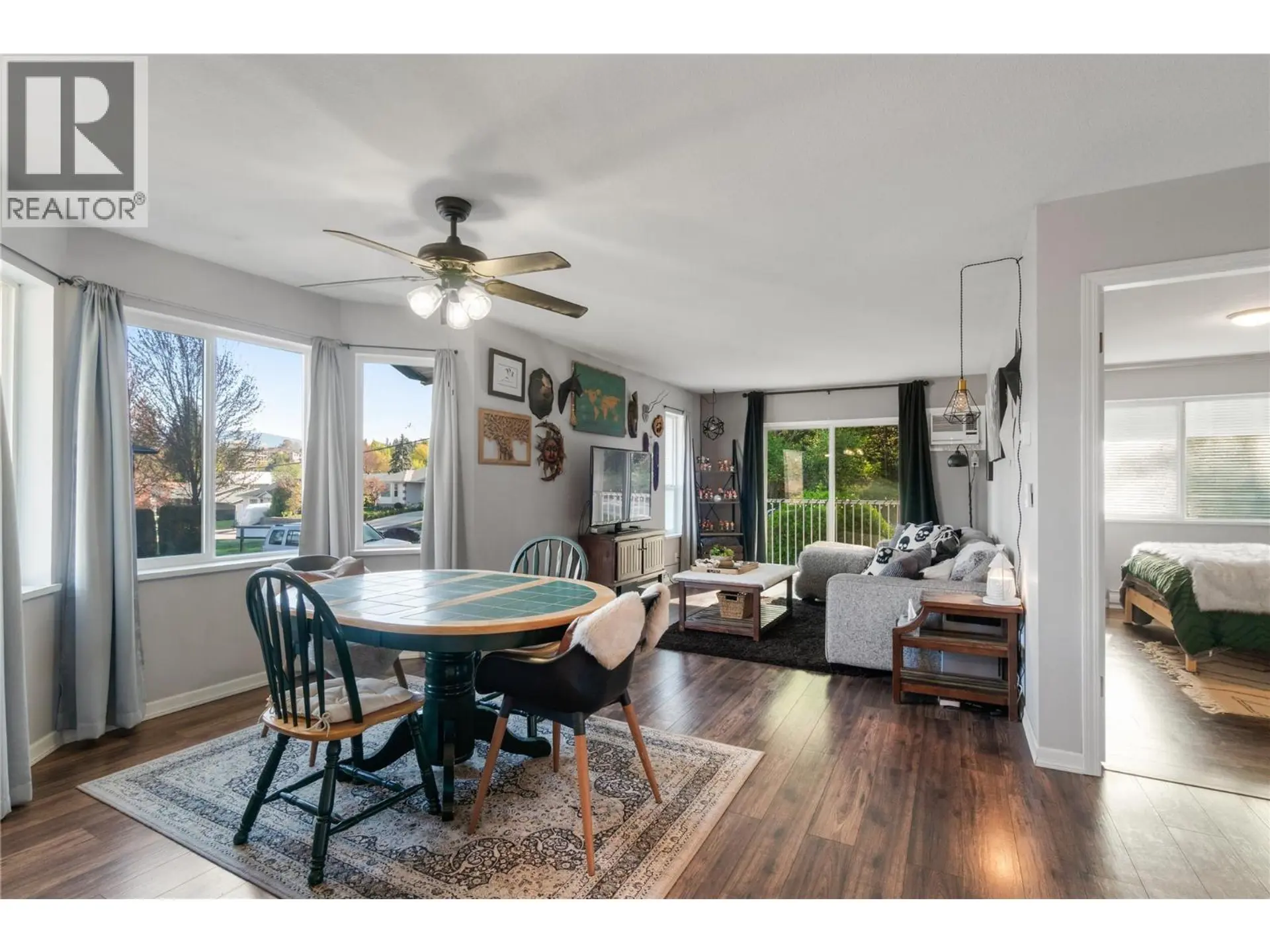 #201 831 2 Street SE - Image 8