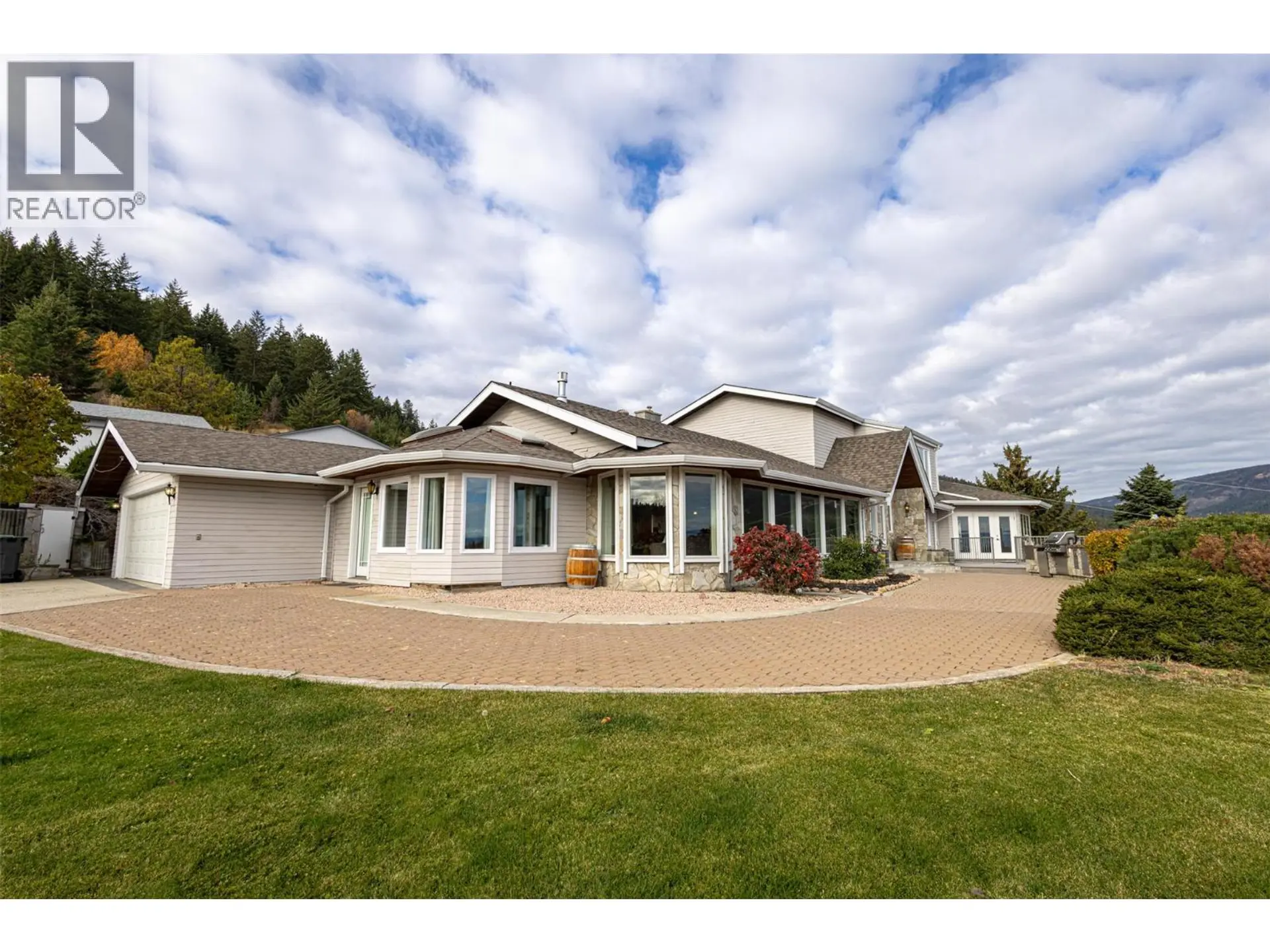Property at 3510 Gates Road, West Kelowna, BC