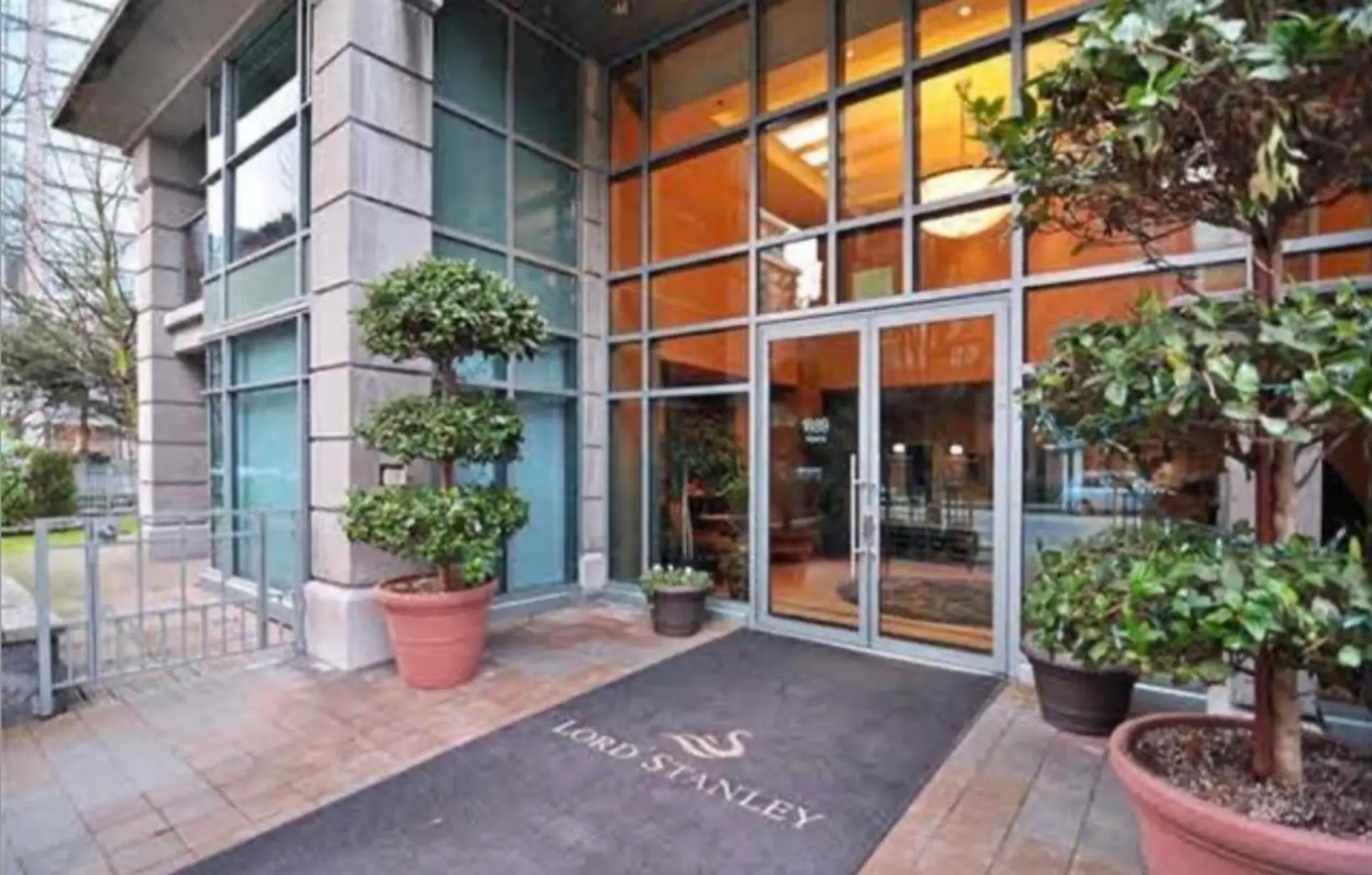 #207 1889 Alberni Street - Image 2
