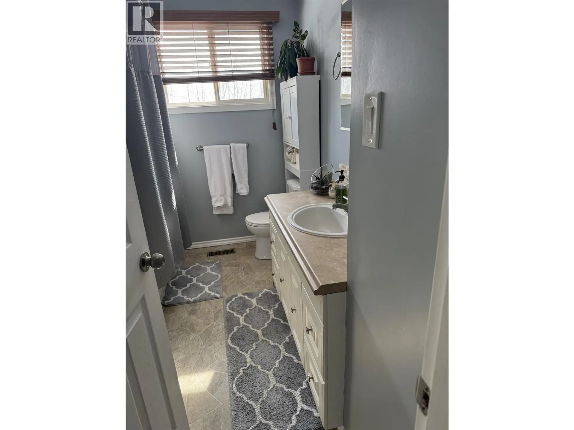 13 MANSON CRESCENT - Image 6