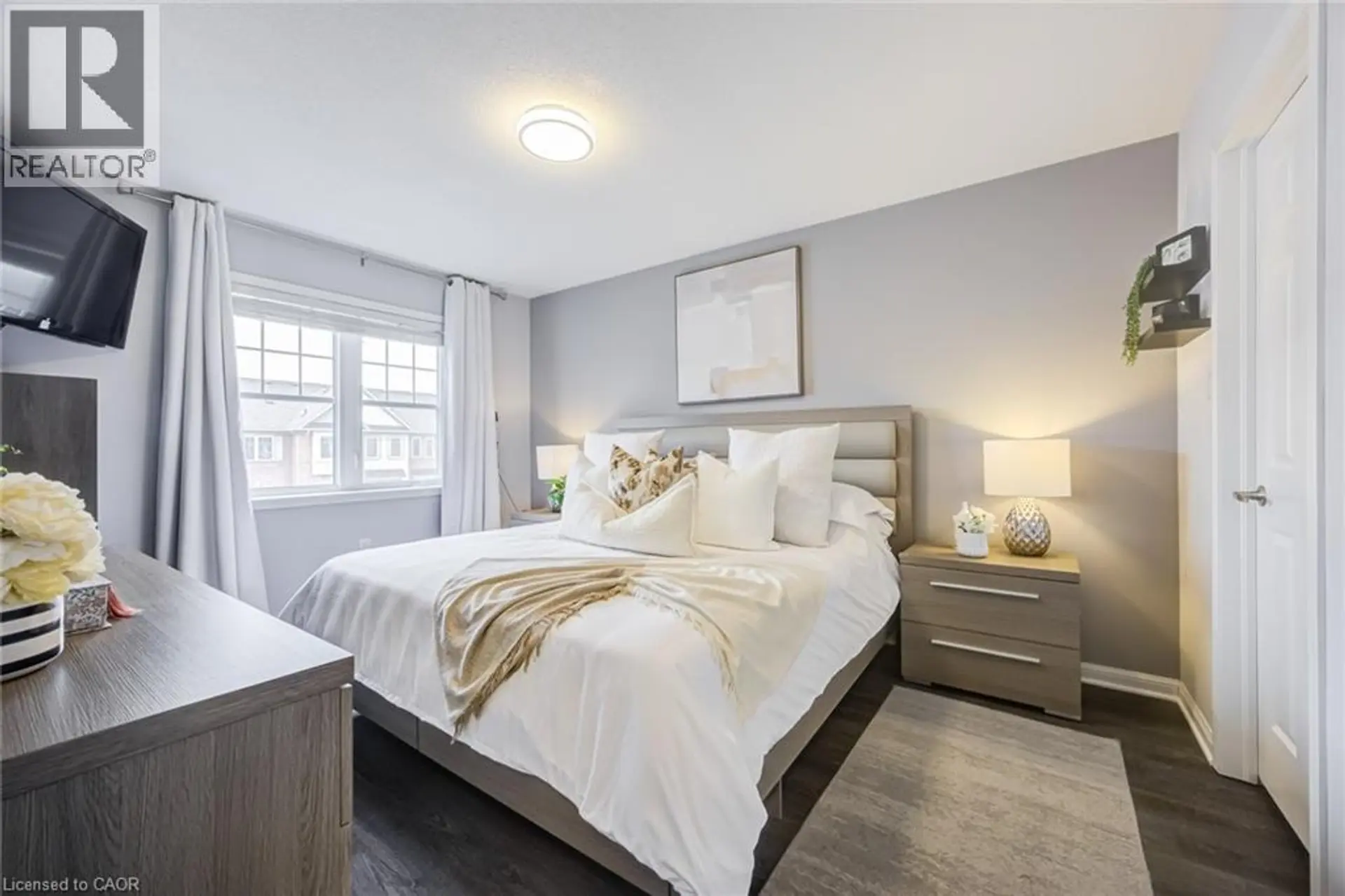 766 CHALLINOR Terrace - Image 12