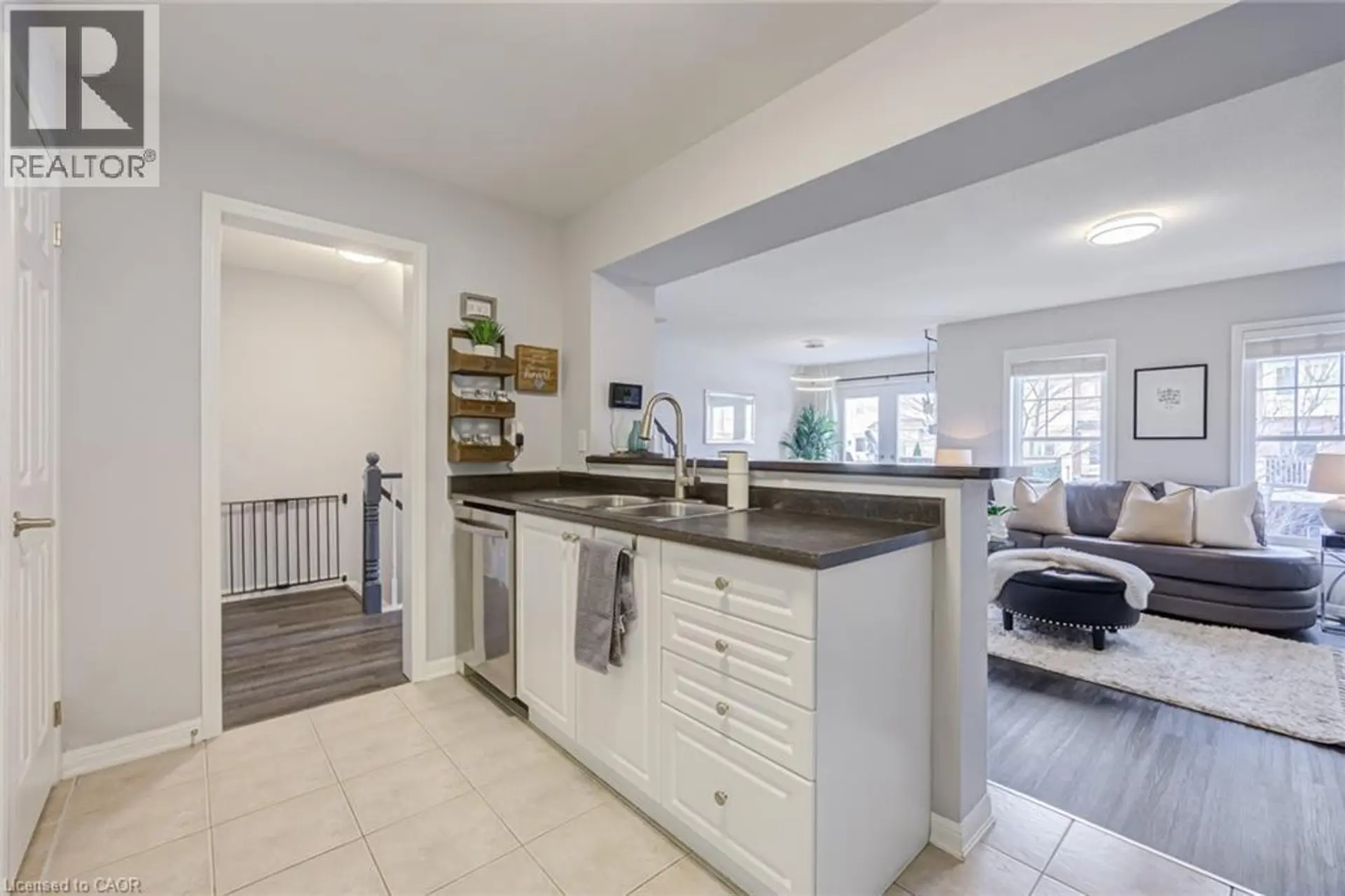 766 CHALLINOR Terrace - Image 5