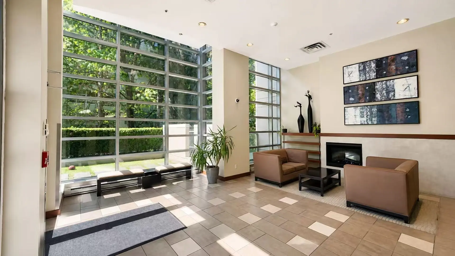 #601 9266 University Crescent - Image 15