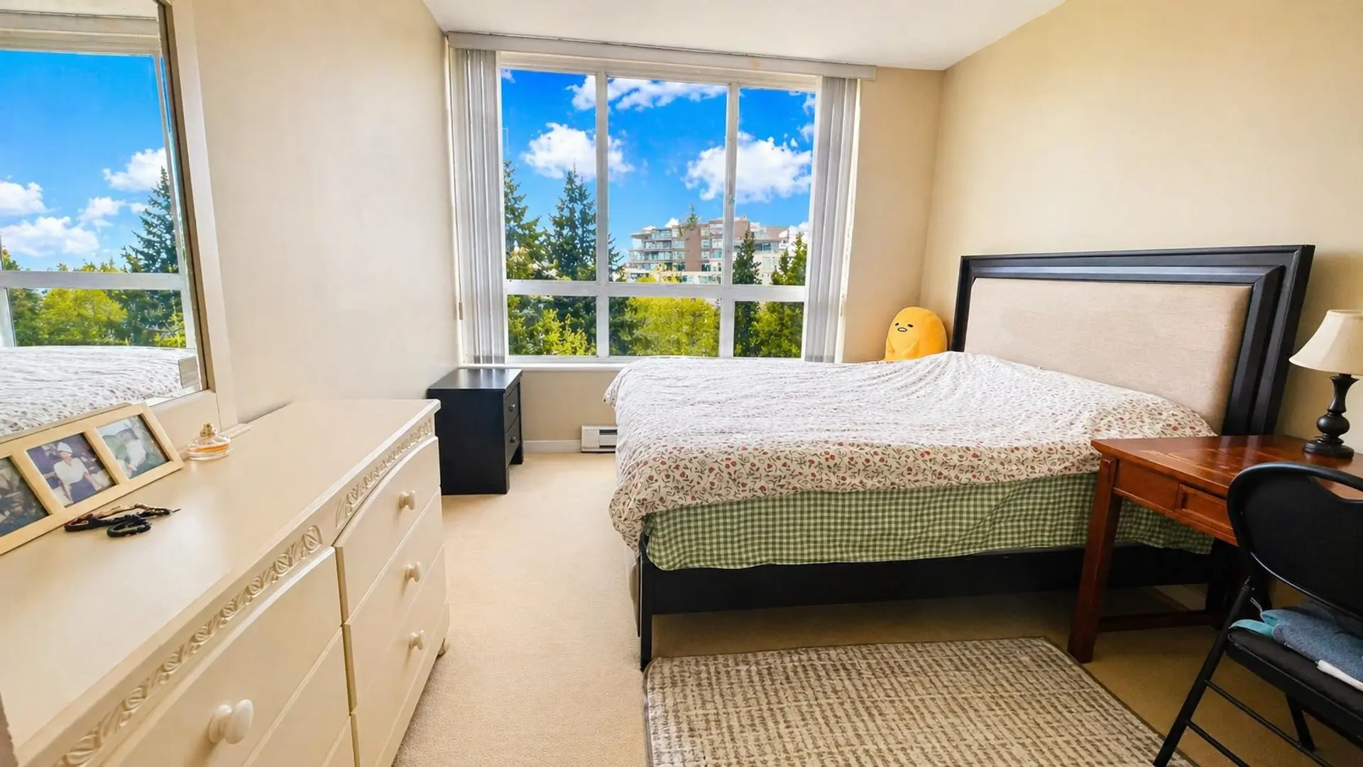 #601 9266 University Crescent - Image 8