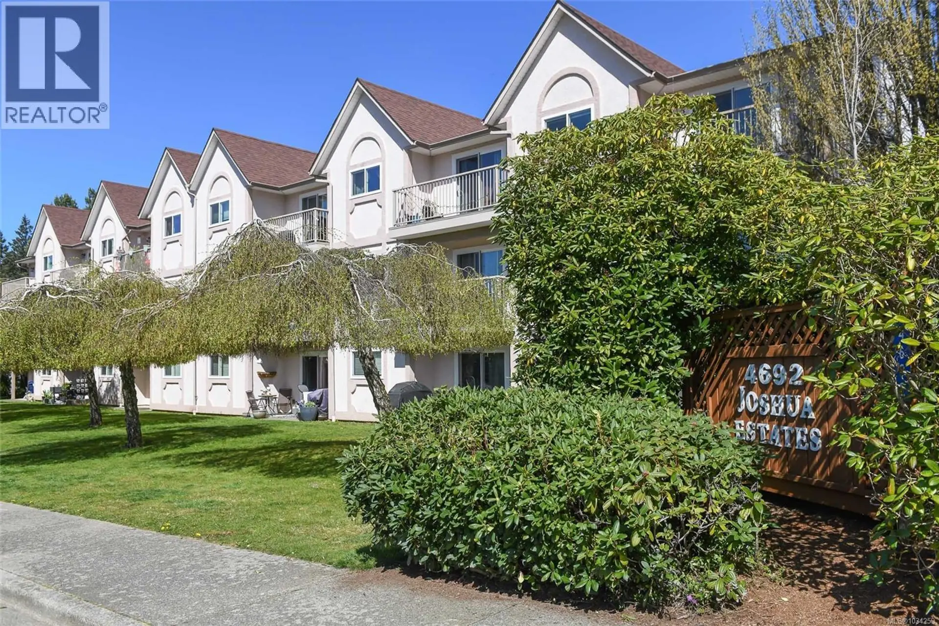 Property at #205 4692 Alderwood Pl, Courtenay, BC