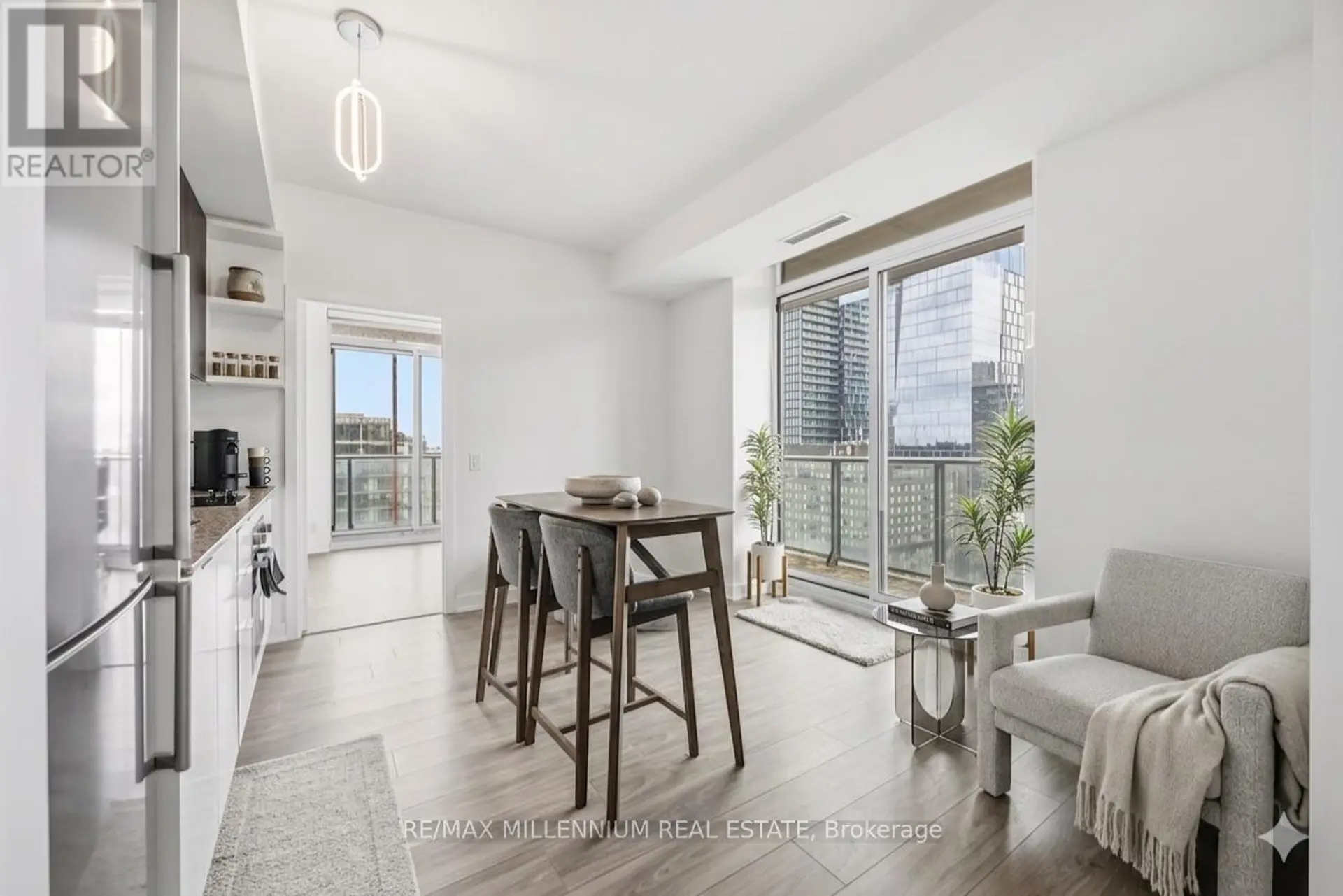 #1312 120 PARLIAMENT STREET - Image 2