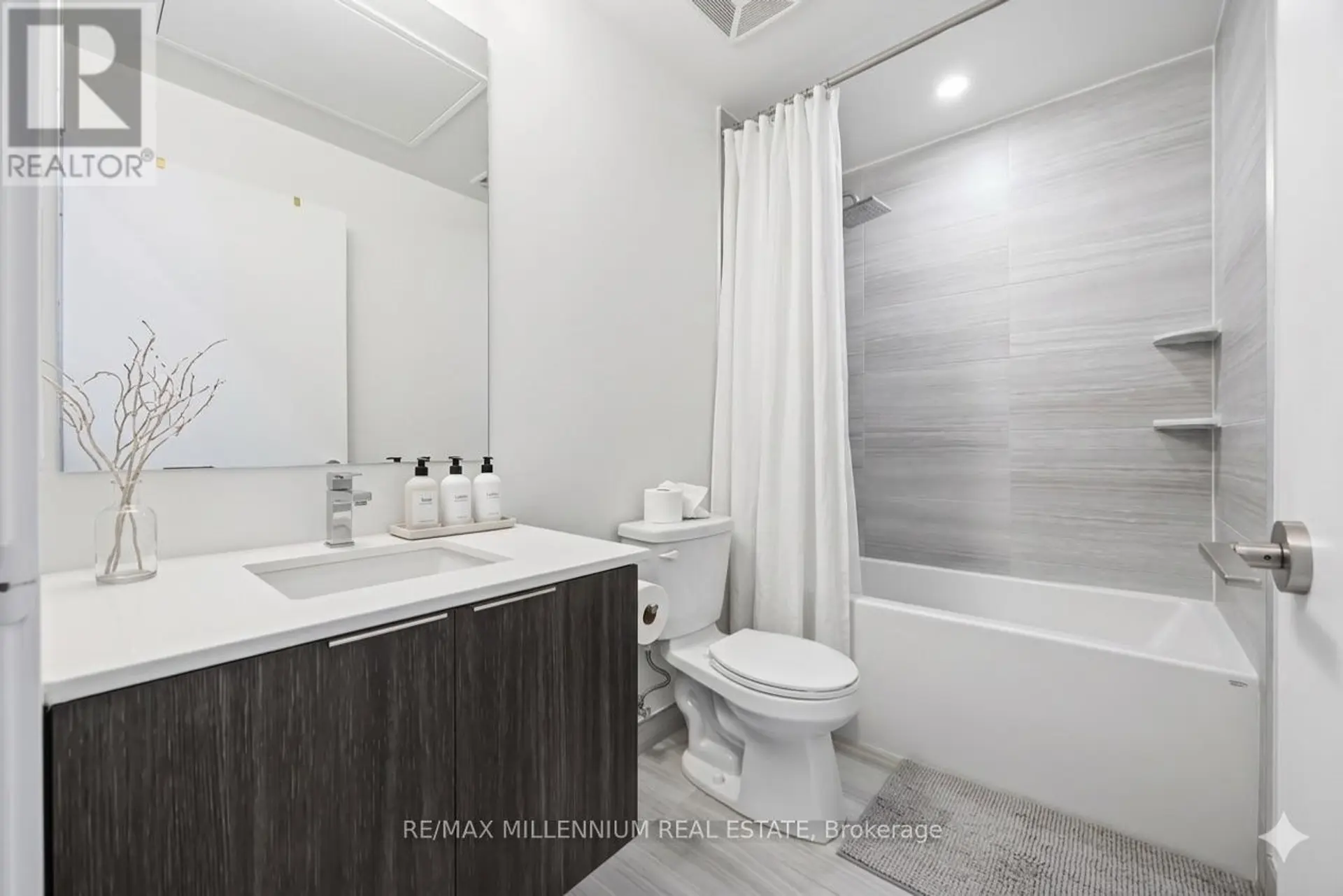 #1312 120 PARLIAMENT STREET - Image 5